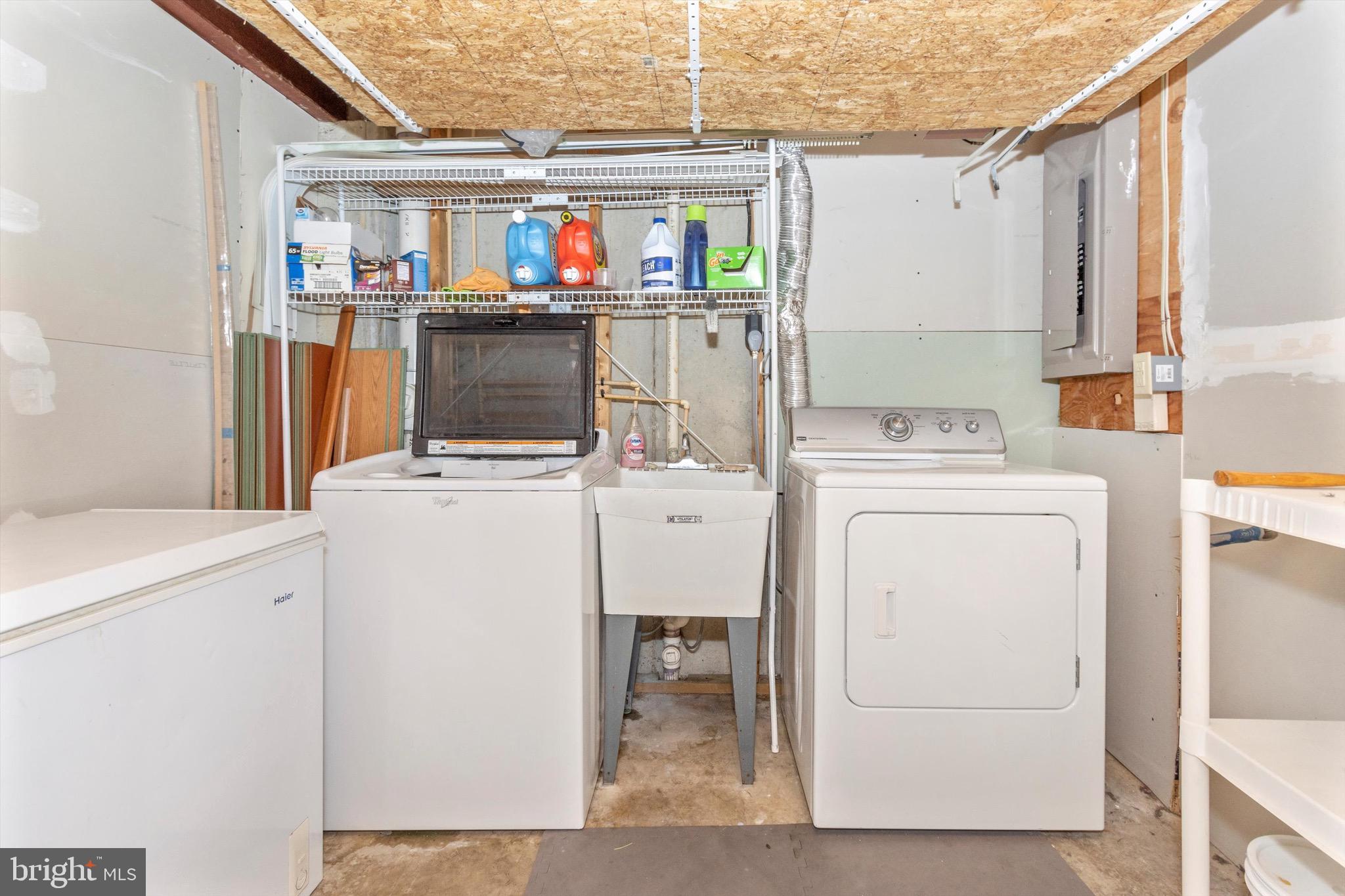 FREDERICKTOWNE VILLAGE - Residential