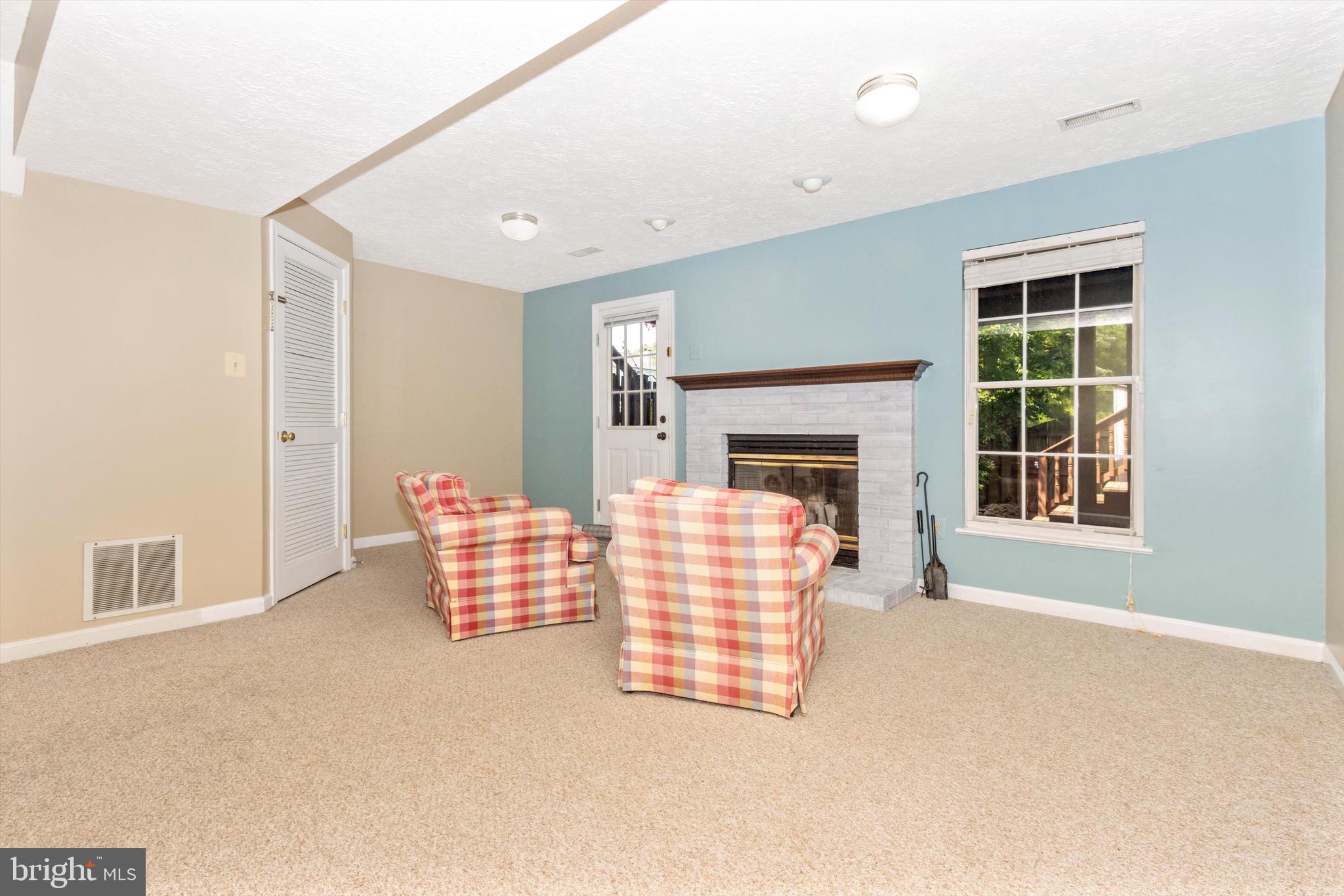 FREDERICKTOWNE VILLAGE - Residential