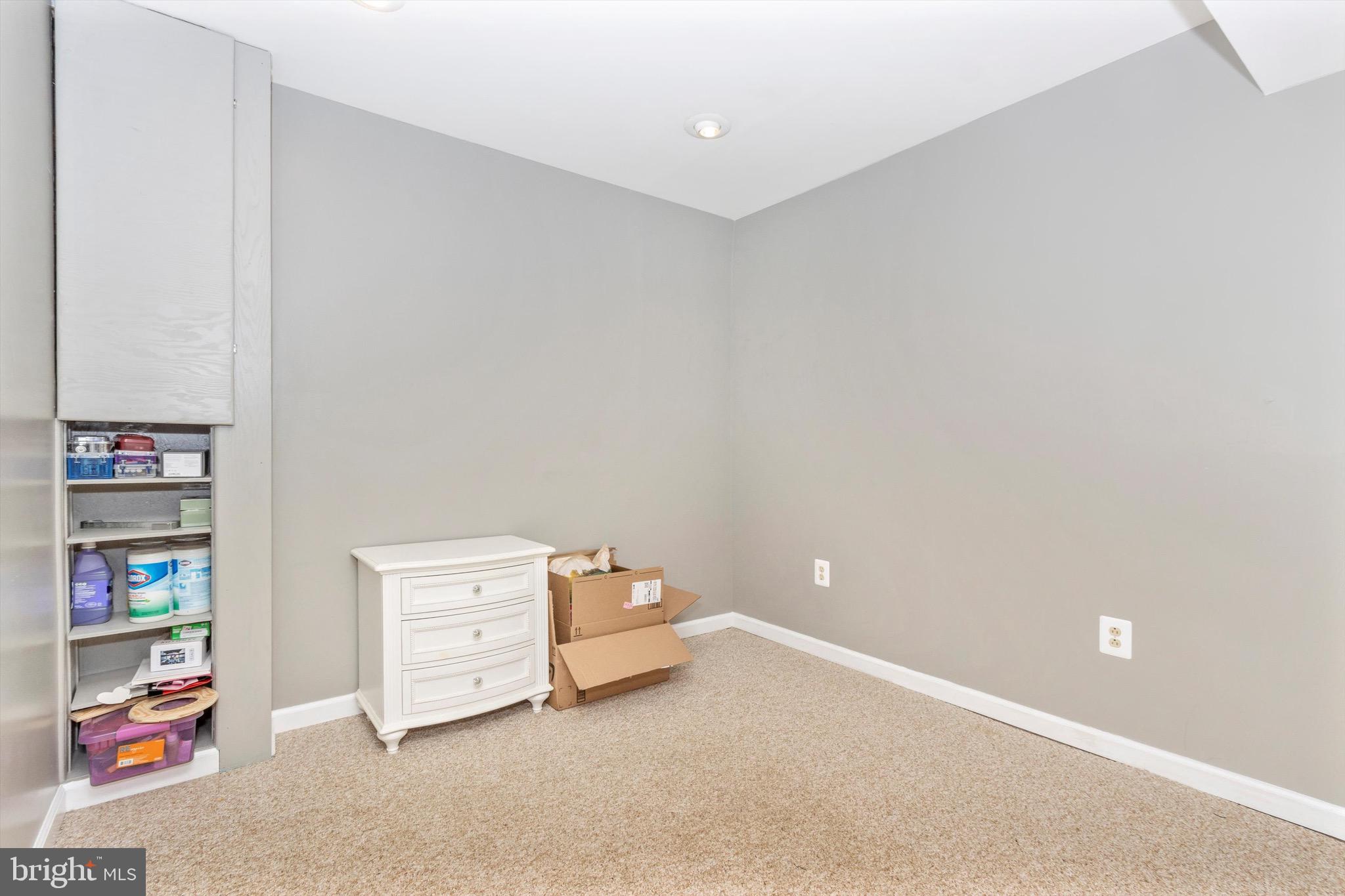 FREDERICKTOWNE VILLAGE - Residential