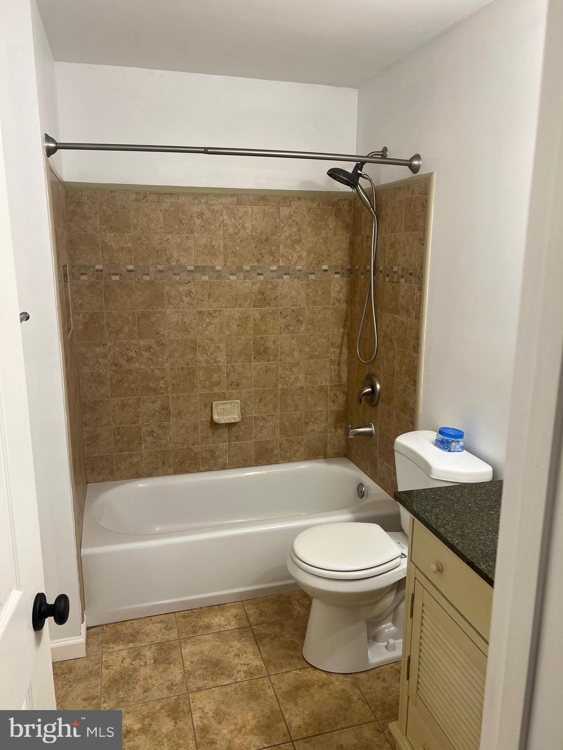 CARRINGTON - Residential Lease