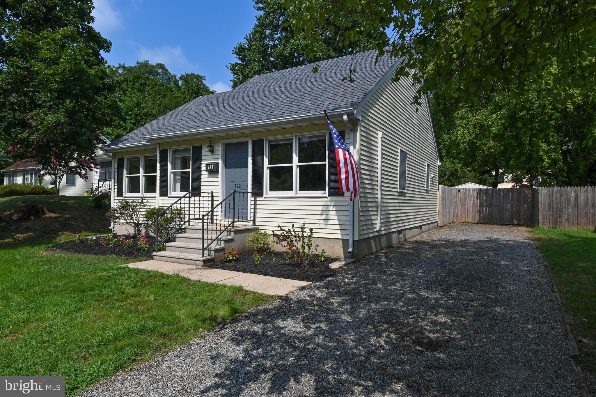 CENTREVILLE - Residential