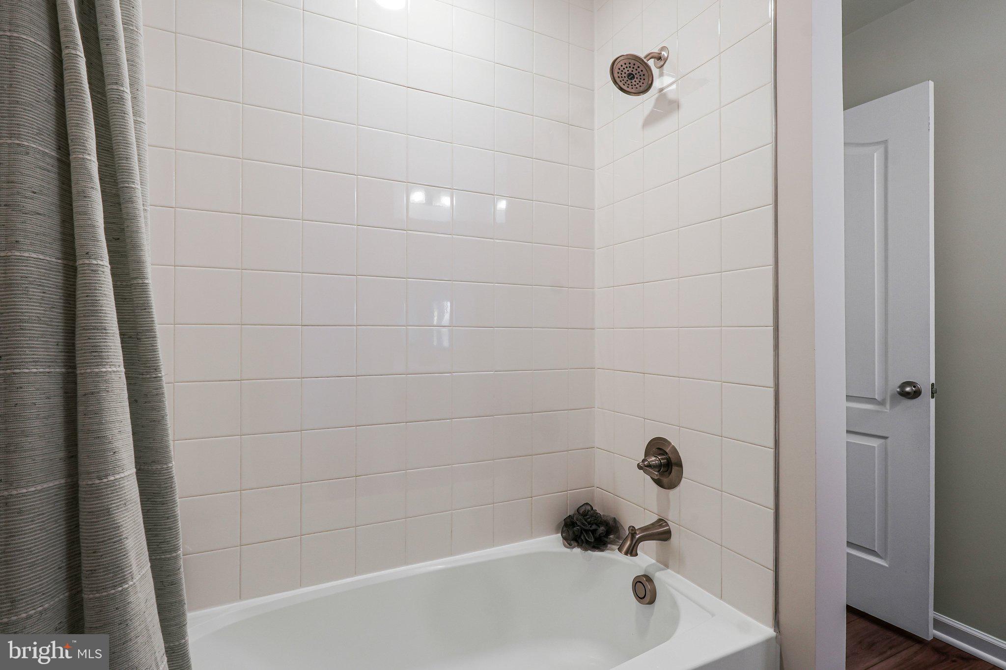 SPRING RIDGE - Residential