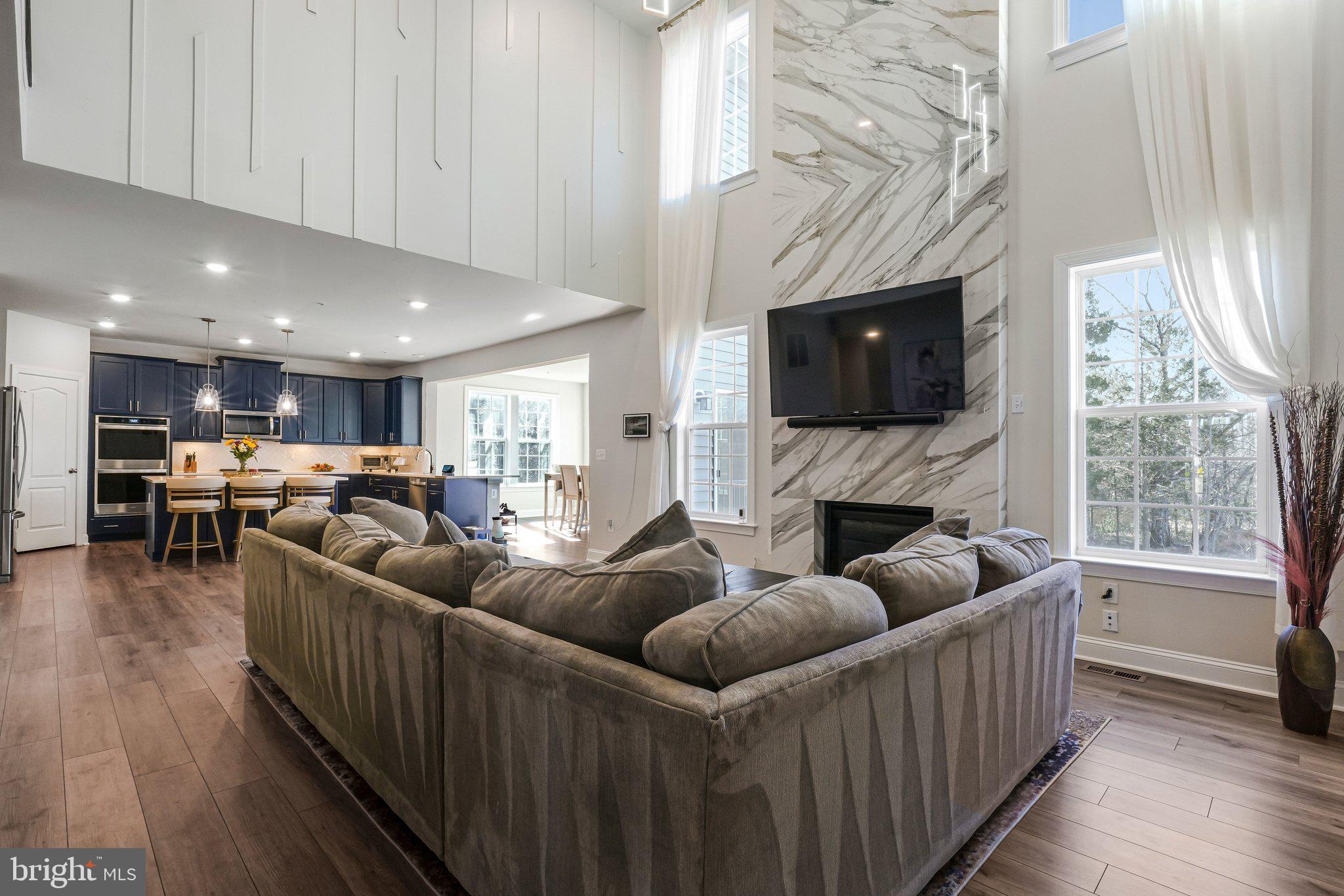 SPRING RIDGE - Residential