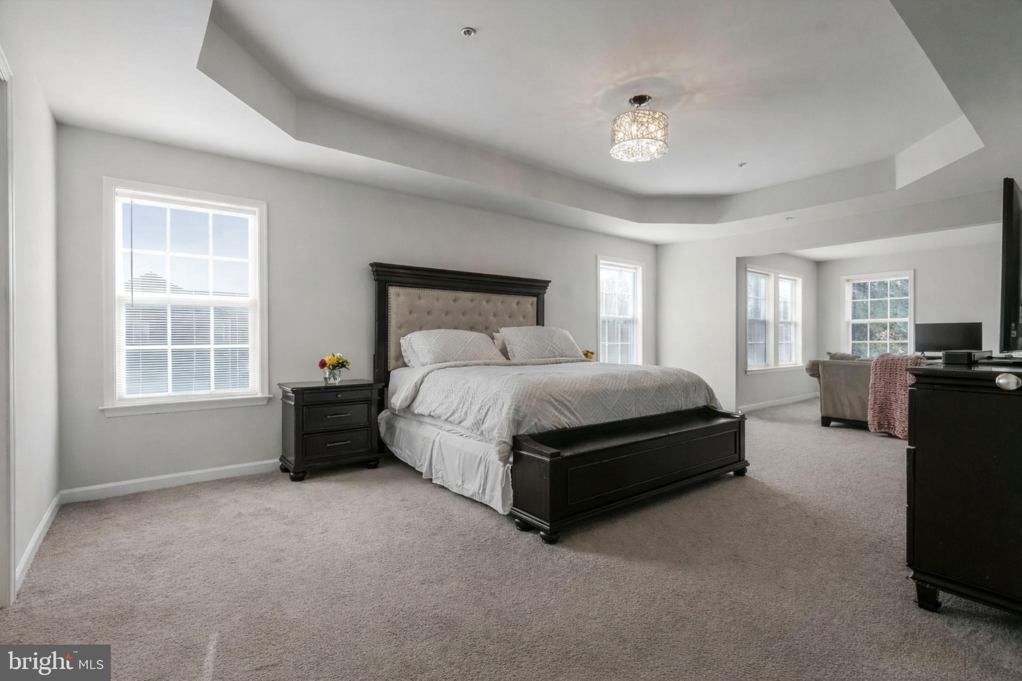 SPRING RIDGE - Residential