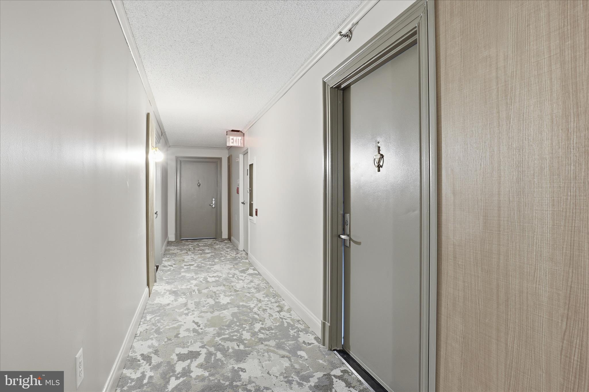 10101 GROSVENOR PLACE 1104