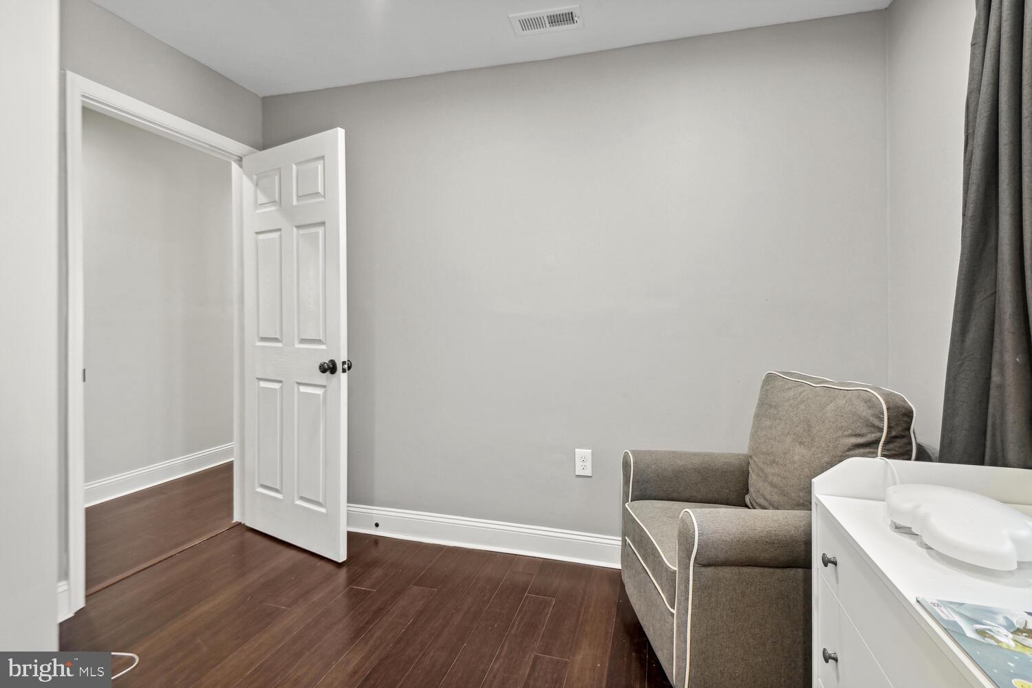 NORWOOD HEIGHTS - Residential Lease