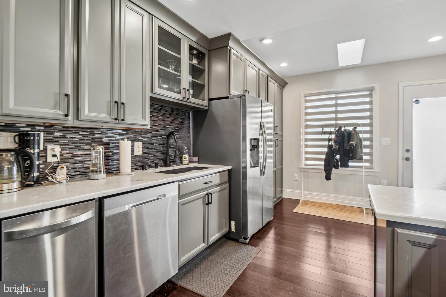 NORWOOD HEIGHTS - Residential Lease