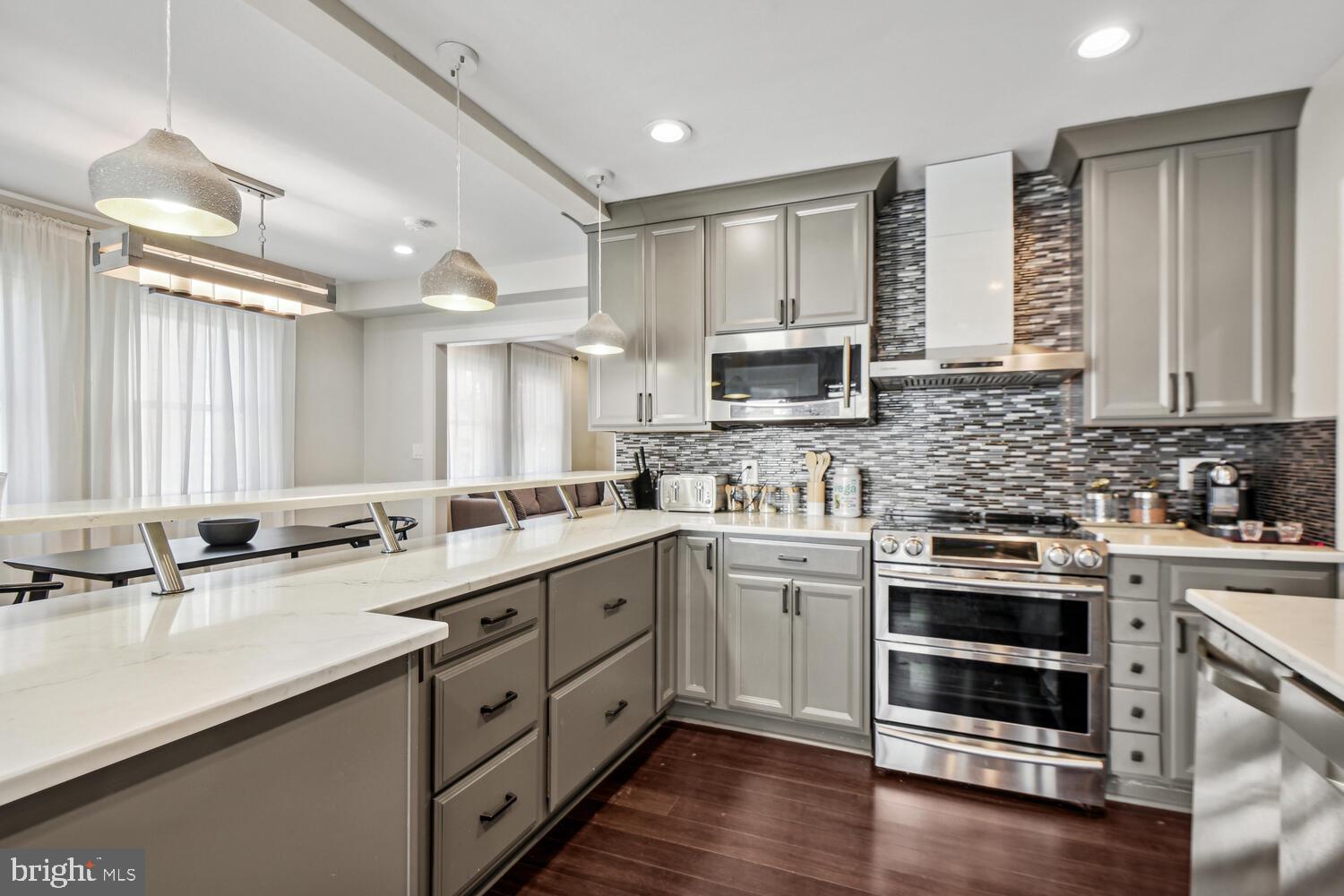 NORWOOD HEIGHTS - Residential Lease