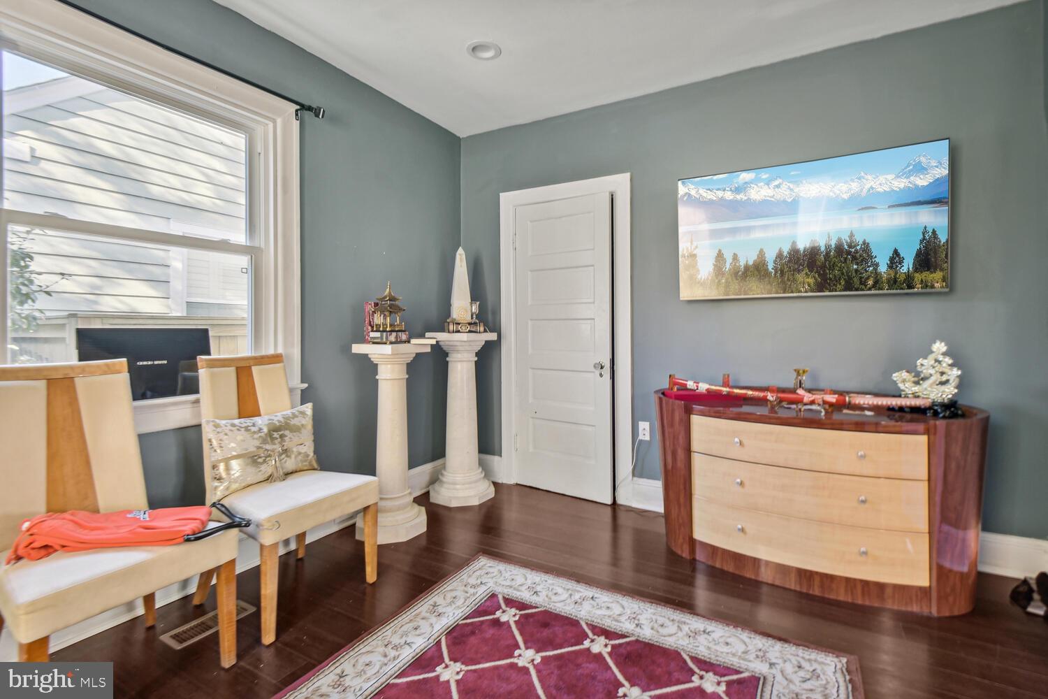 NORWOOD HEIGHTS - Residential Lease