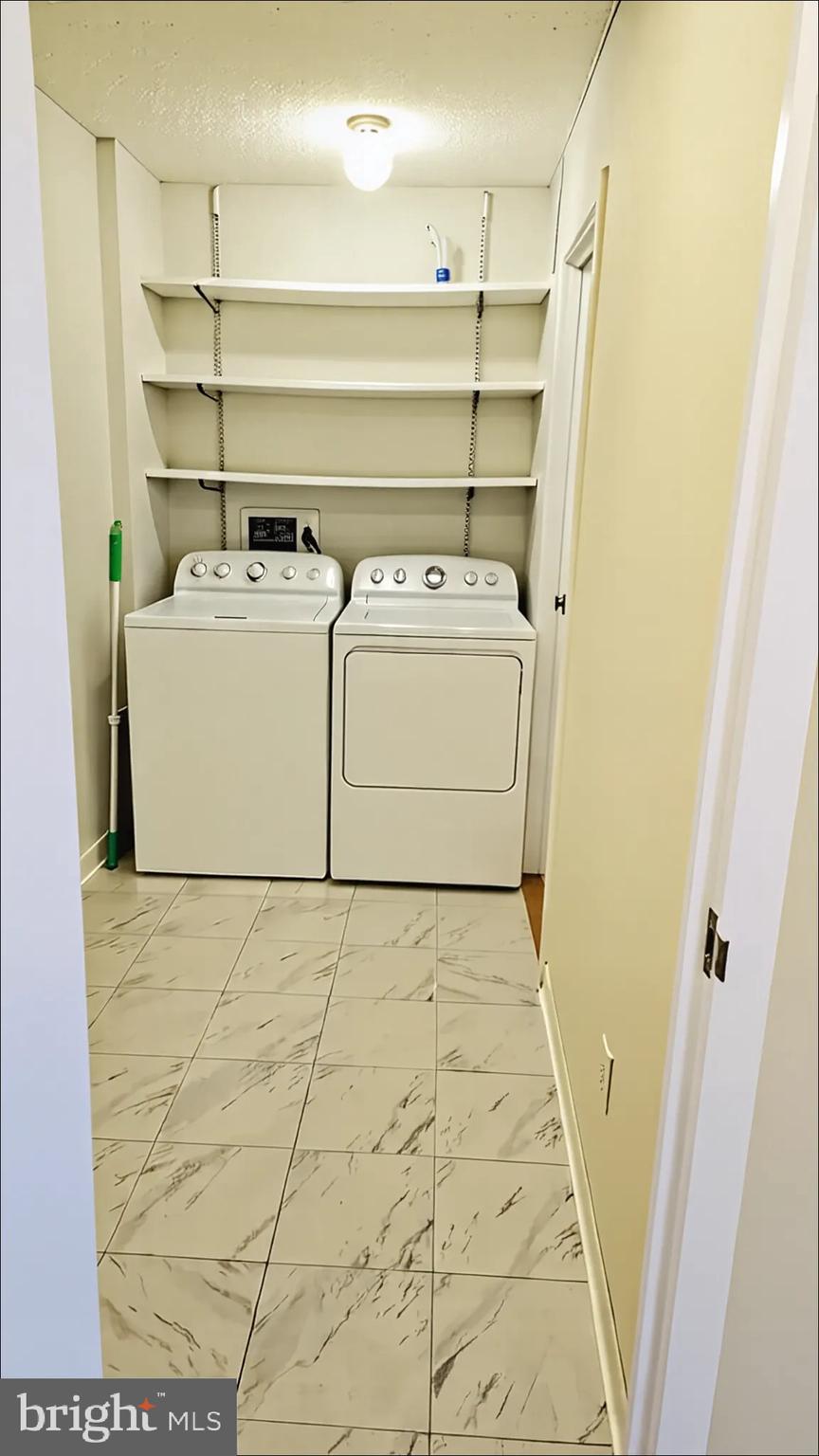 WESTLAKE PARK - Residential