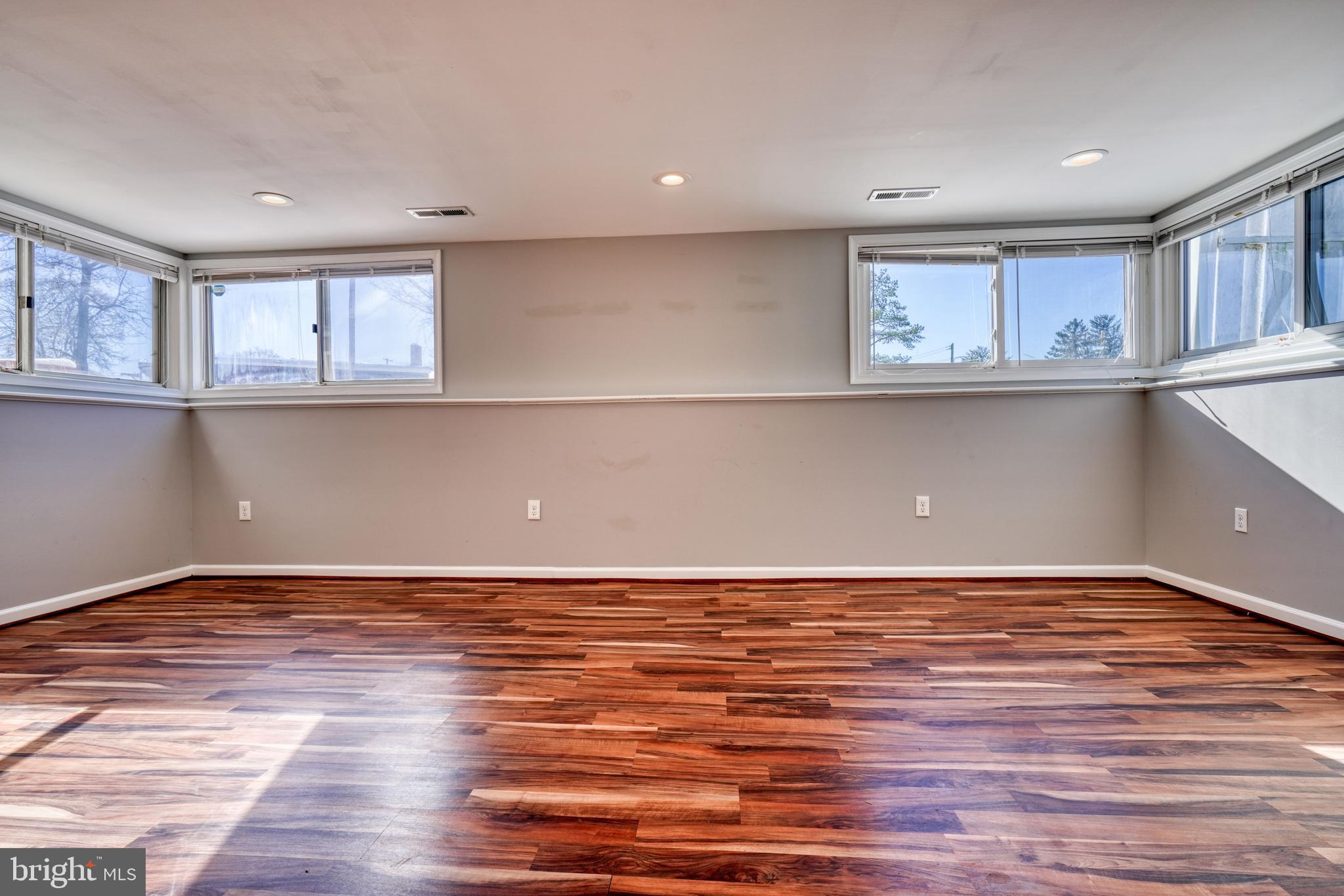 RIDGELY HEIGHTS - Residential