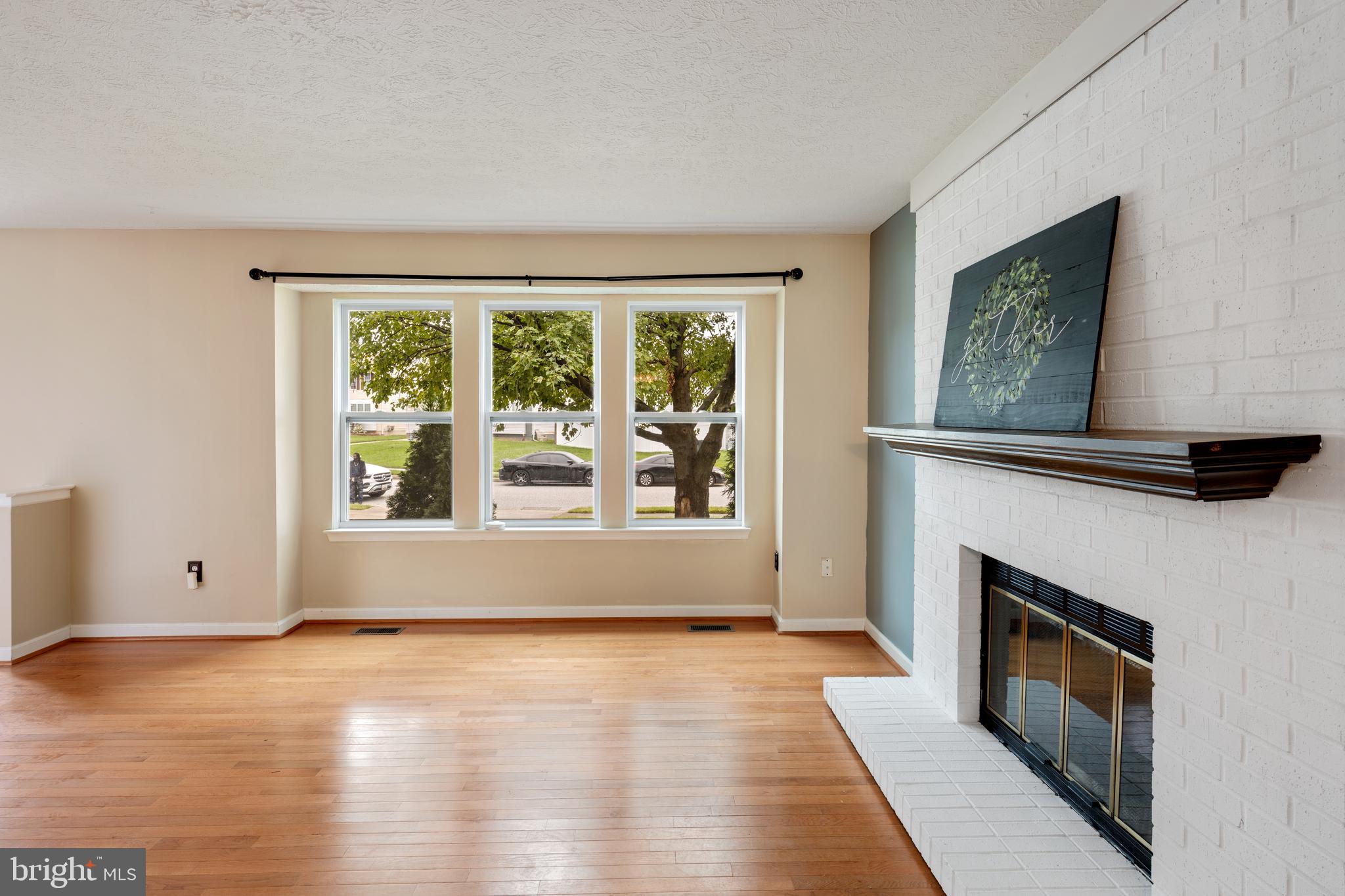 LAWNWOOD - Residential