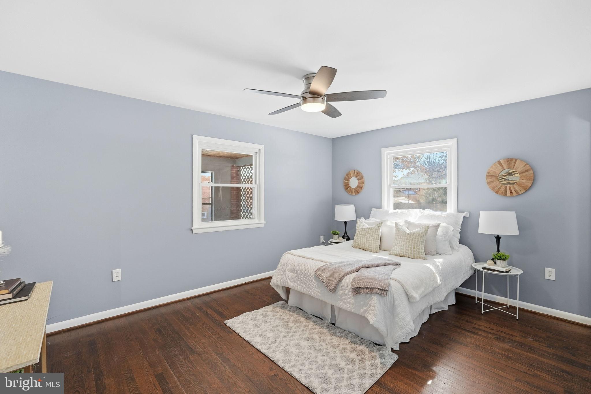 COLLEGE PARK WOODS - Residential