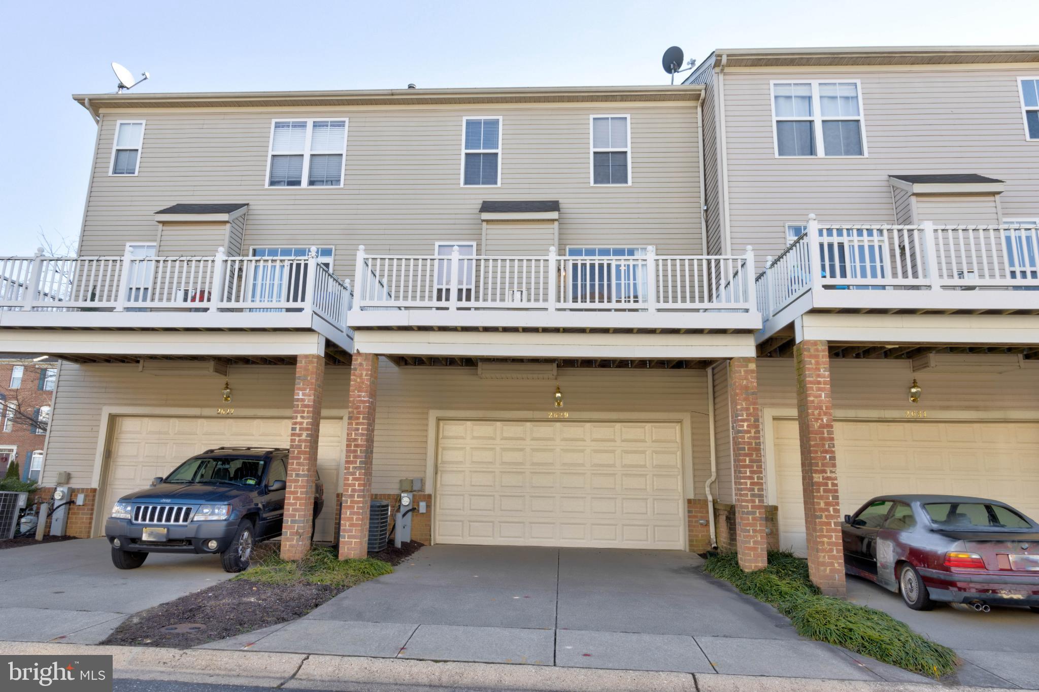 PINEY ORCHARD - Residential Lease