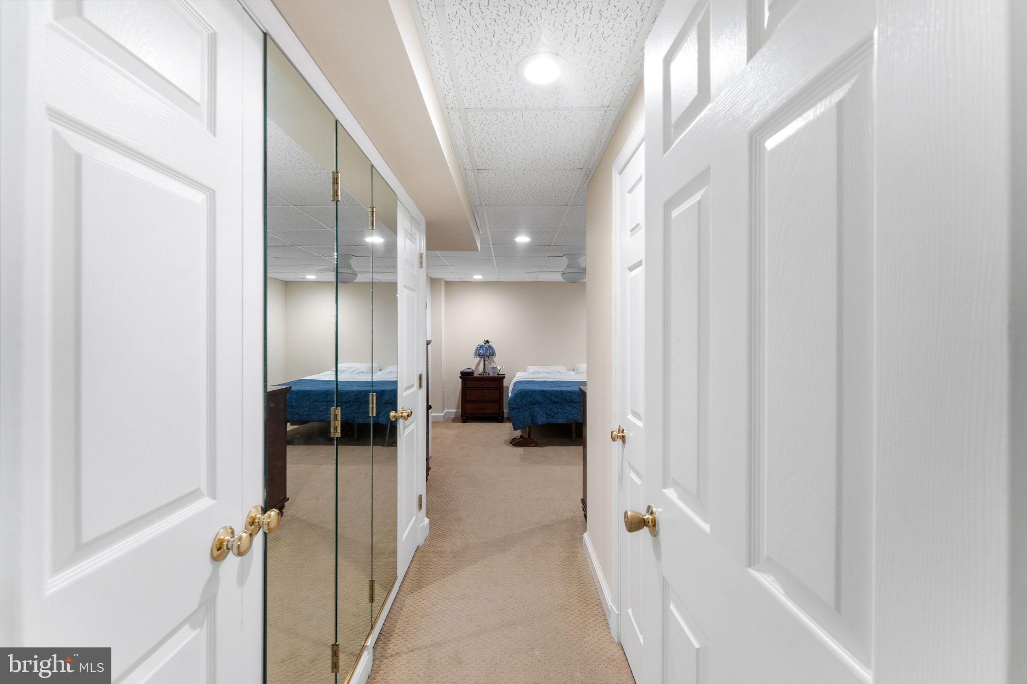 TEN PENNY WOODS - Residential