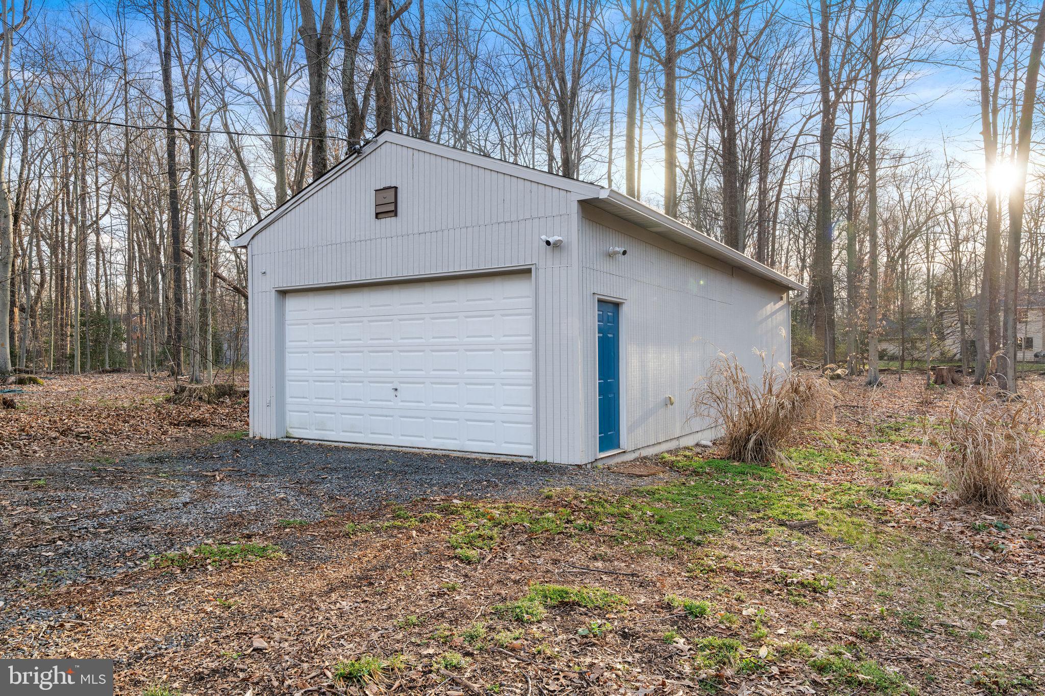 TEN PENNY WOODS - Residential