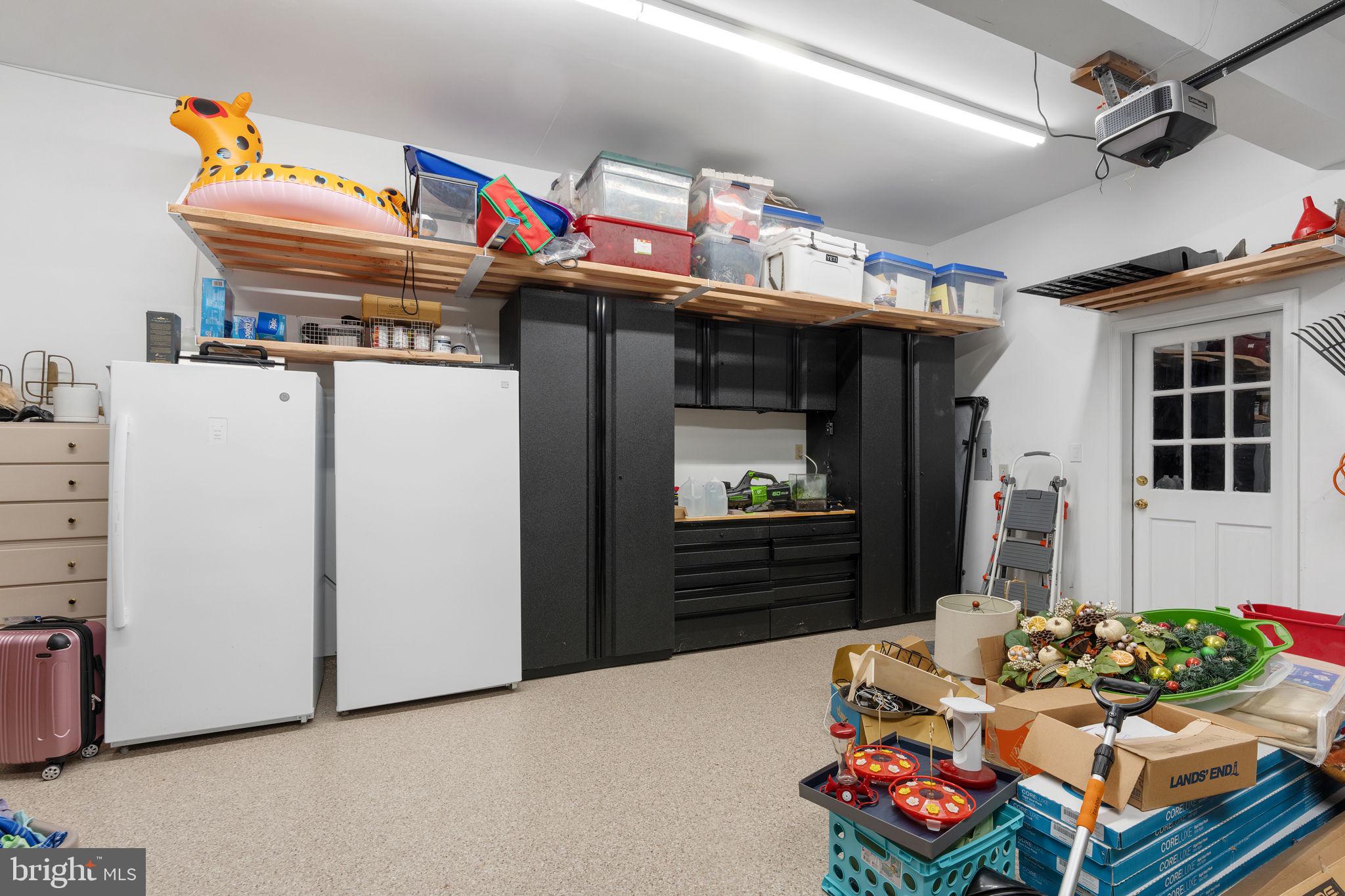 TEN PENNY WOODS - Residential