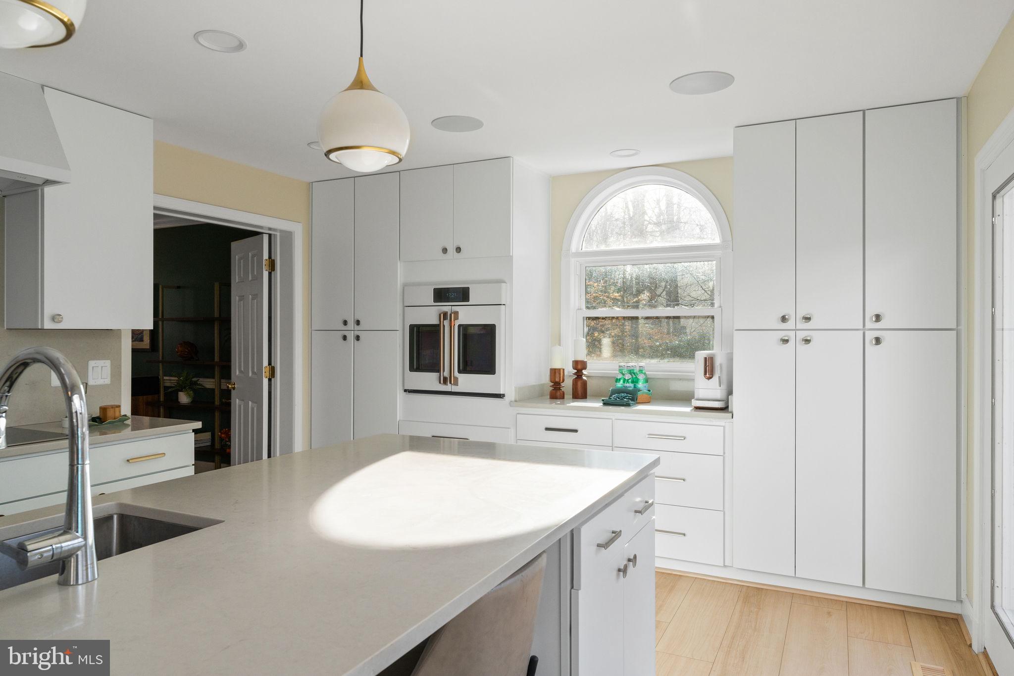 TEN PENNY WOODS - Residential