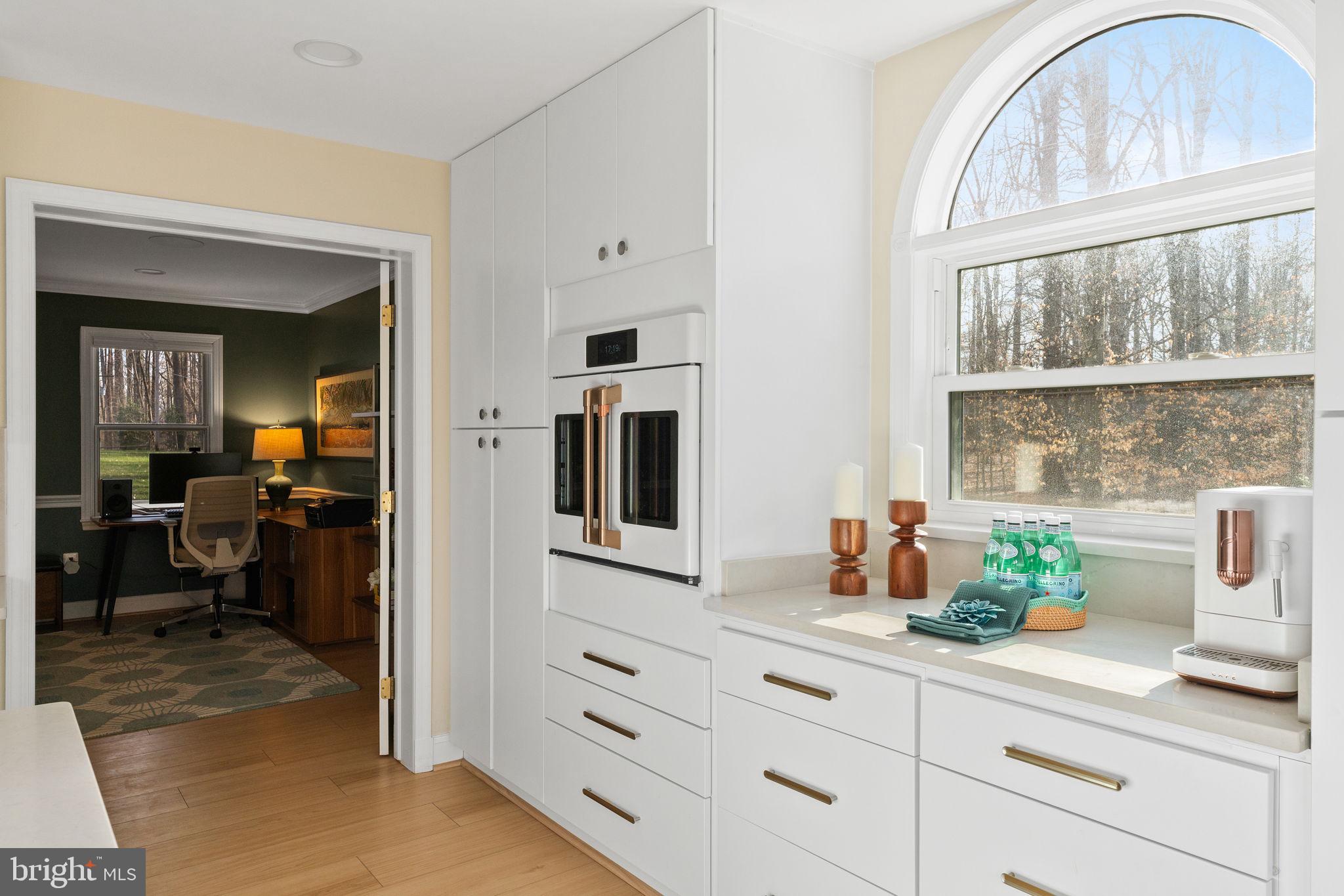 TEN PENNY WOODS - Residential