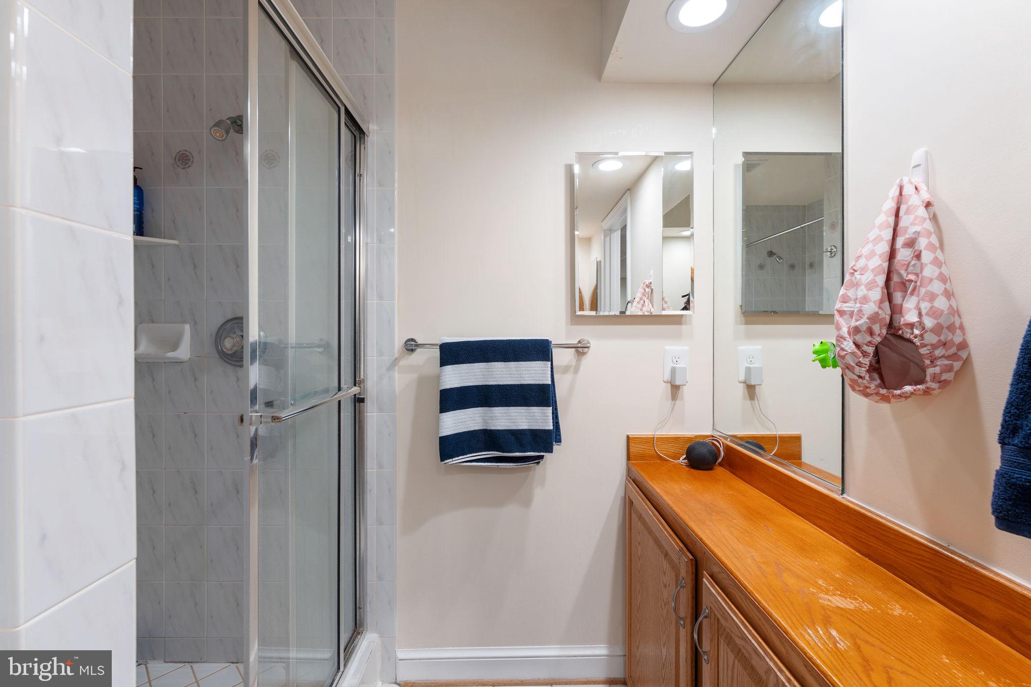 TEN PENNY WOODS - Residential