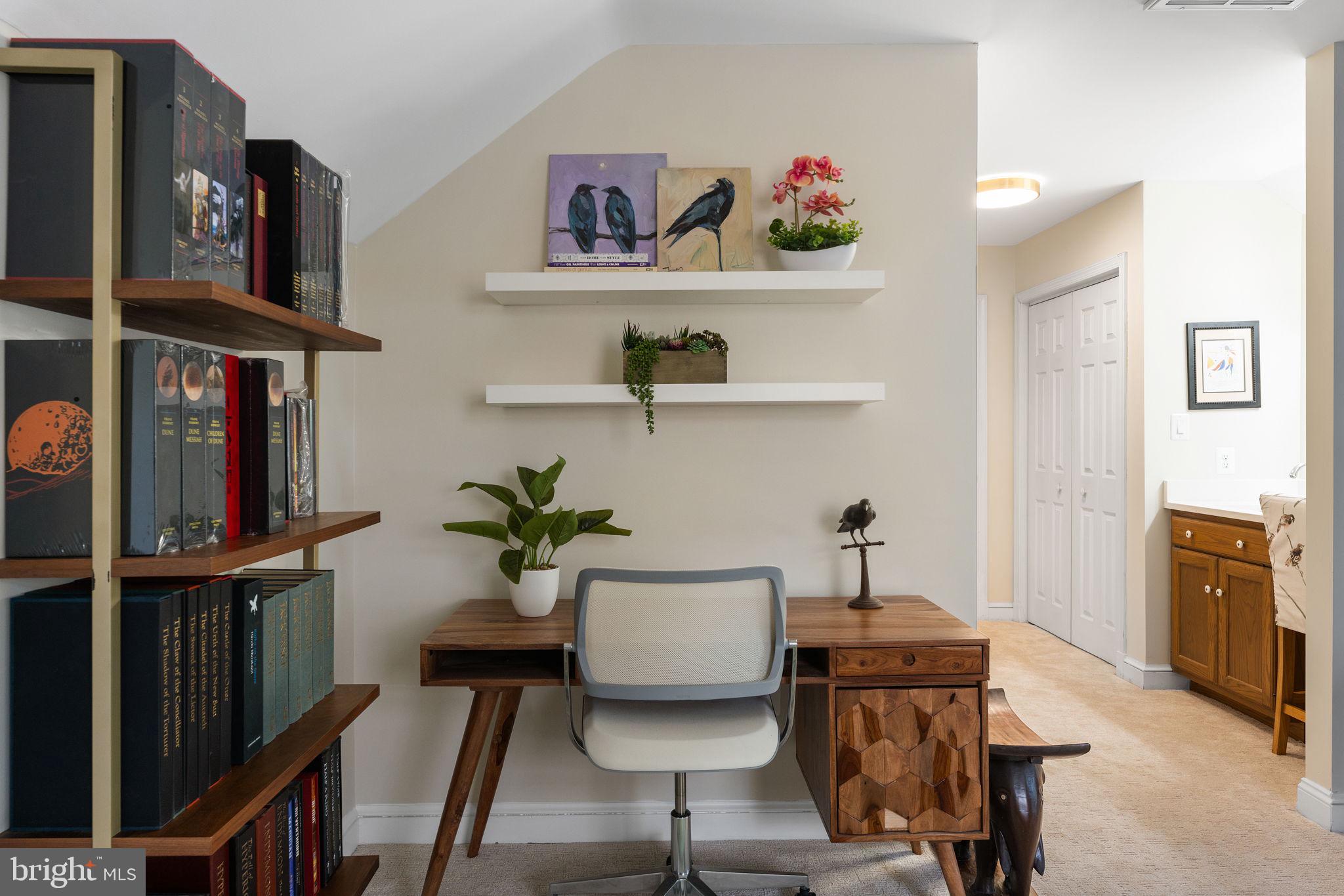 TEN PENNY WOODS - Residential