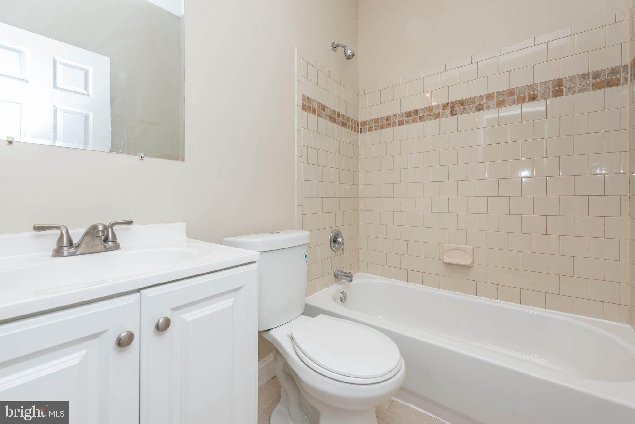 FOUR BY FOUR - Residential