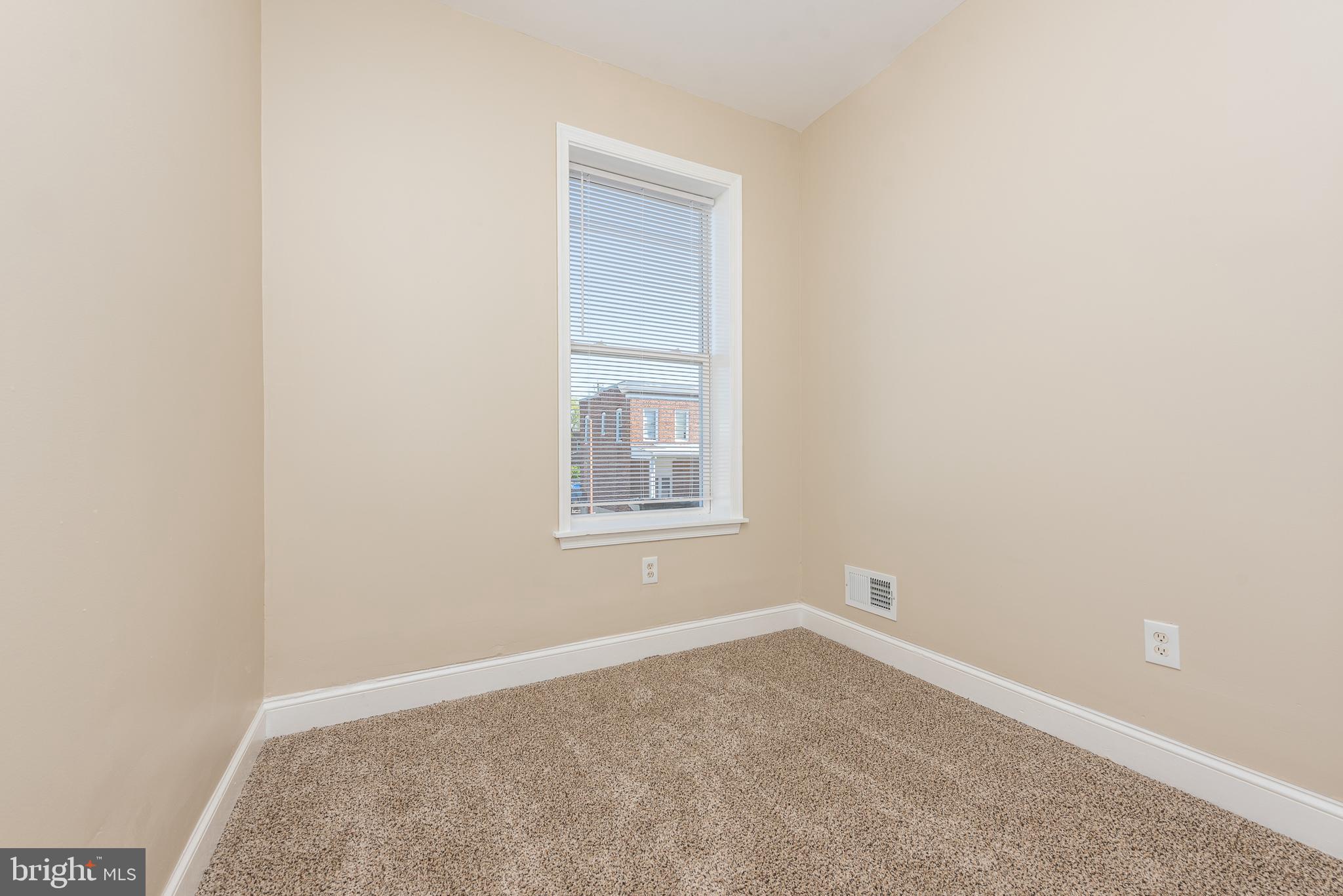 FOUR BY FOUR - Residential