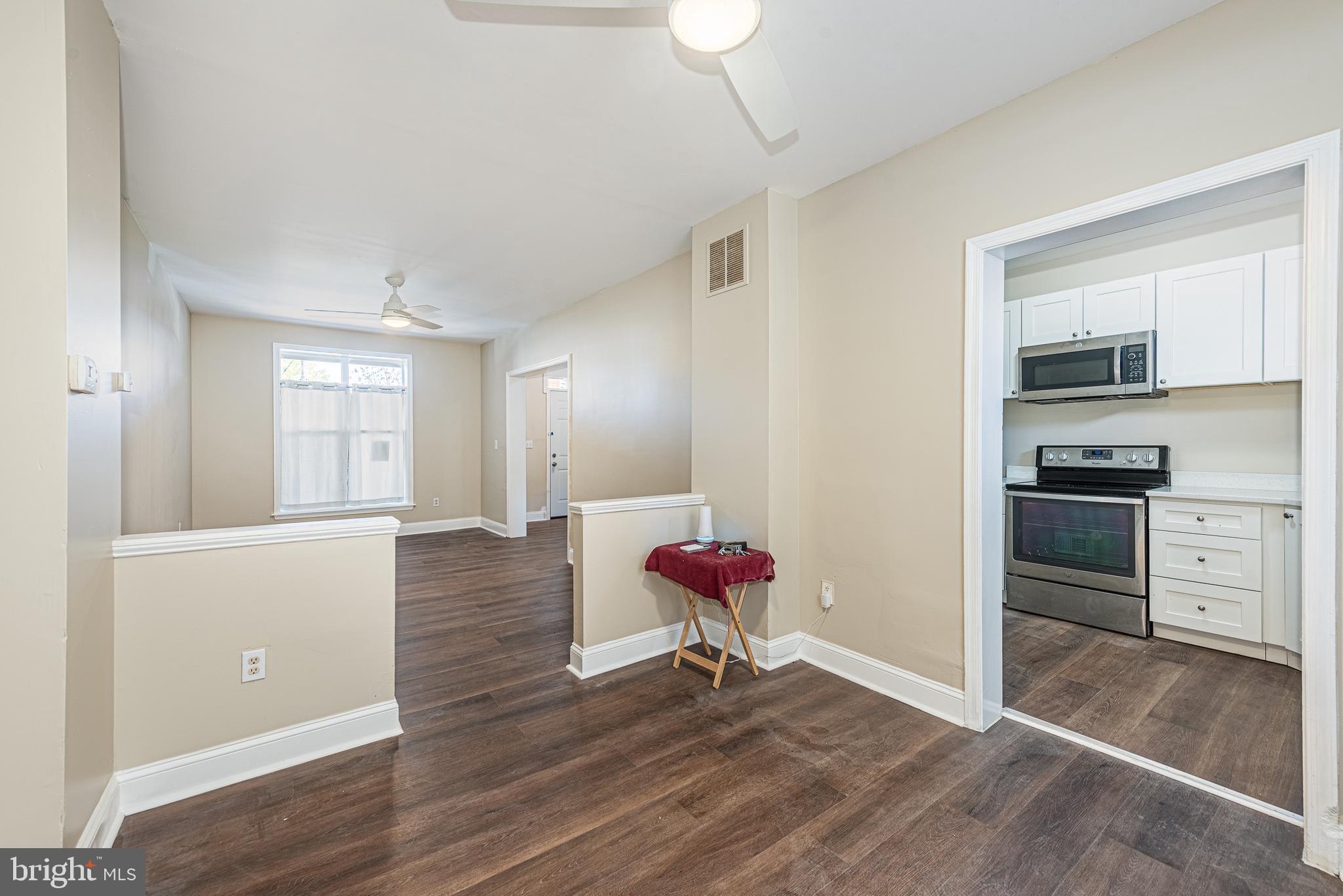 FOUR BY FOUR - Residential