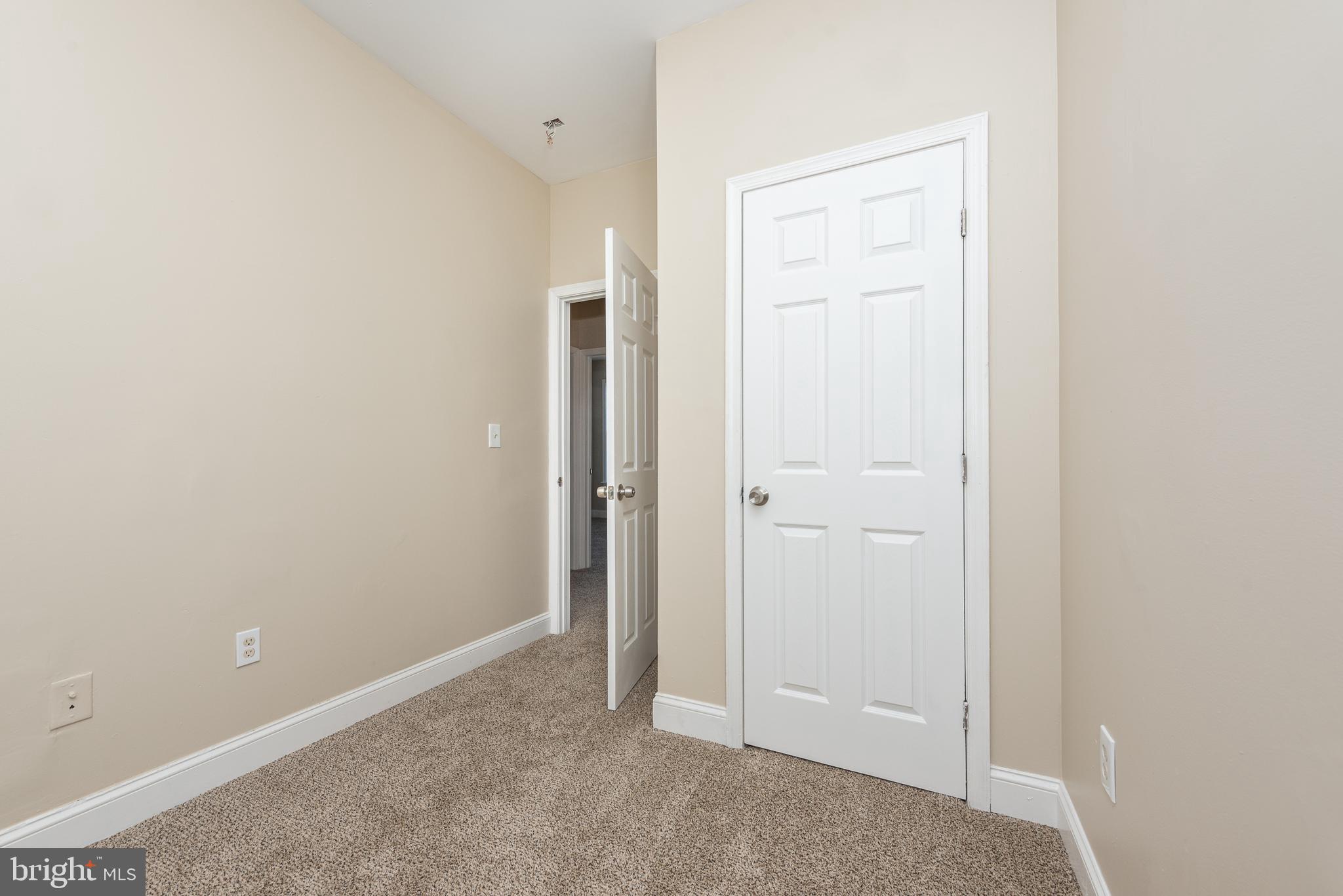 FOUR BY FOUR - Residential