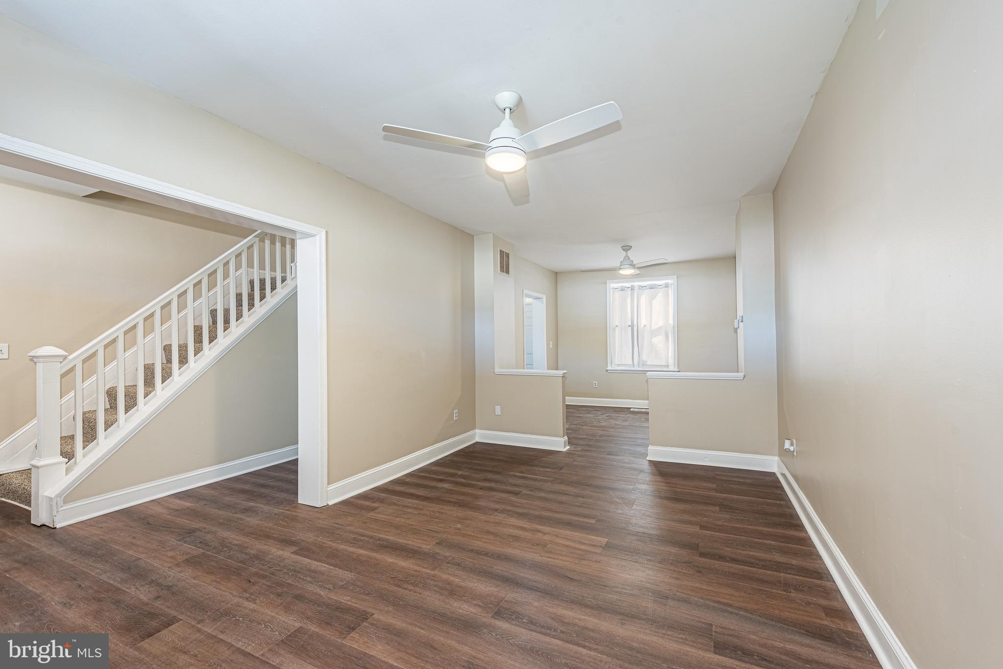 FOUR BY FOUR - Residential