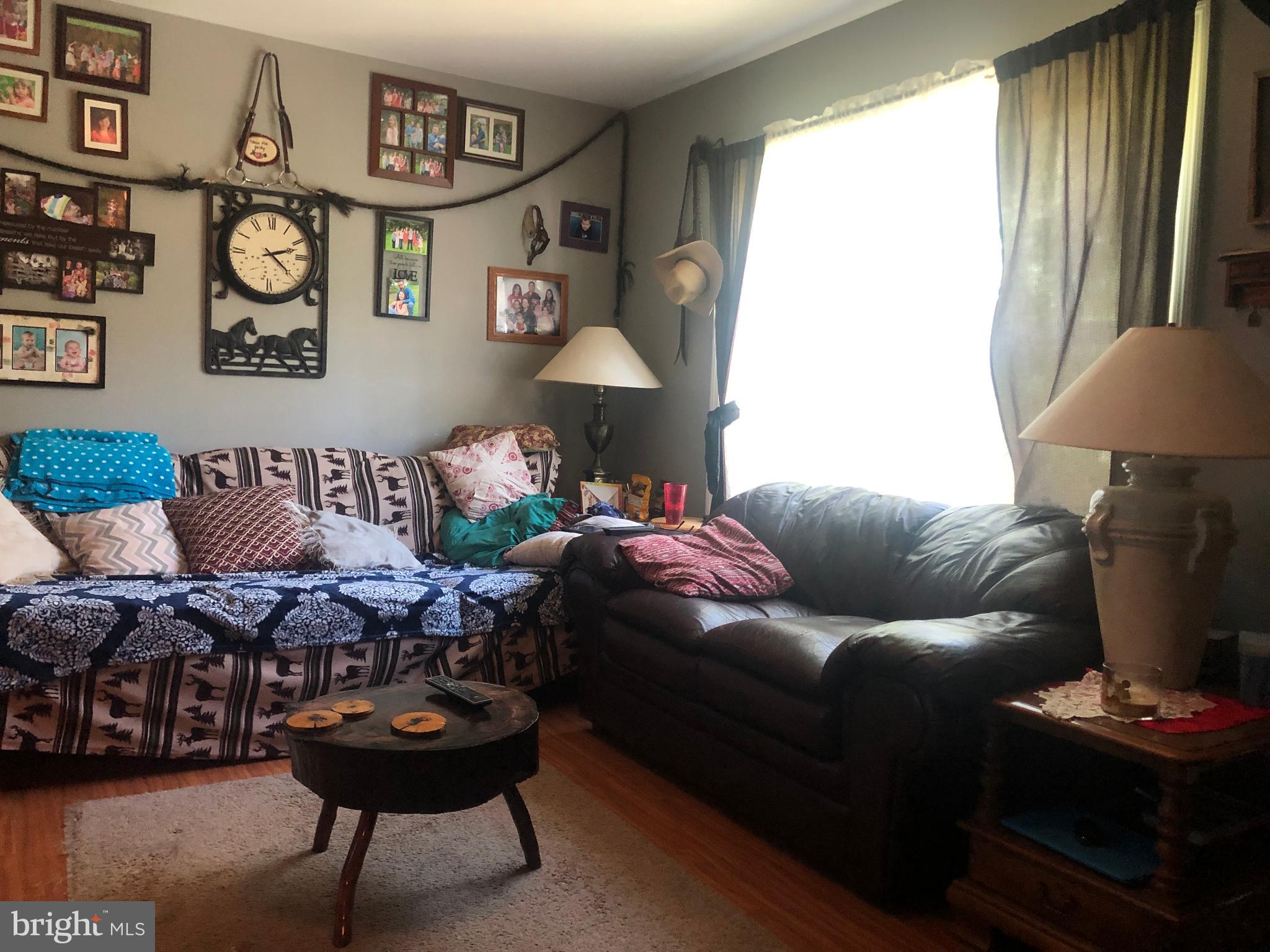 LAKE ANNA WOODS - Residential