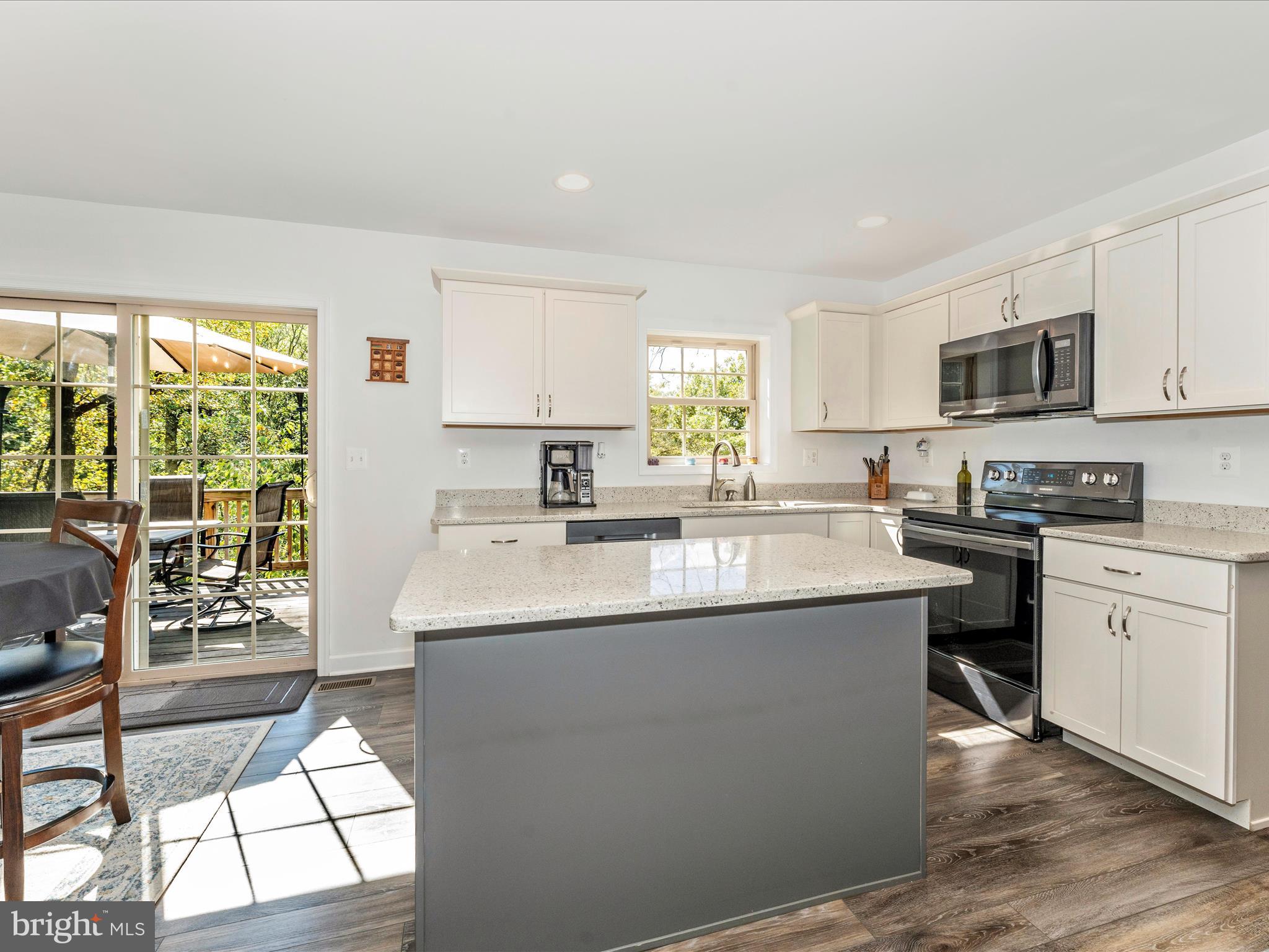 EAGLEHEAD PINEHURST - Residential