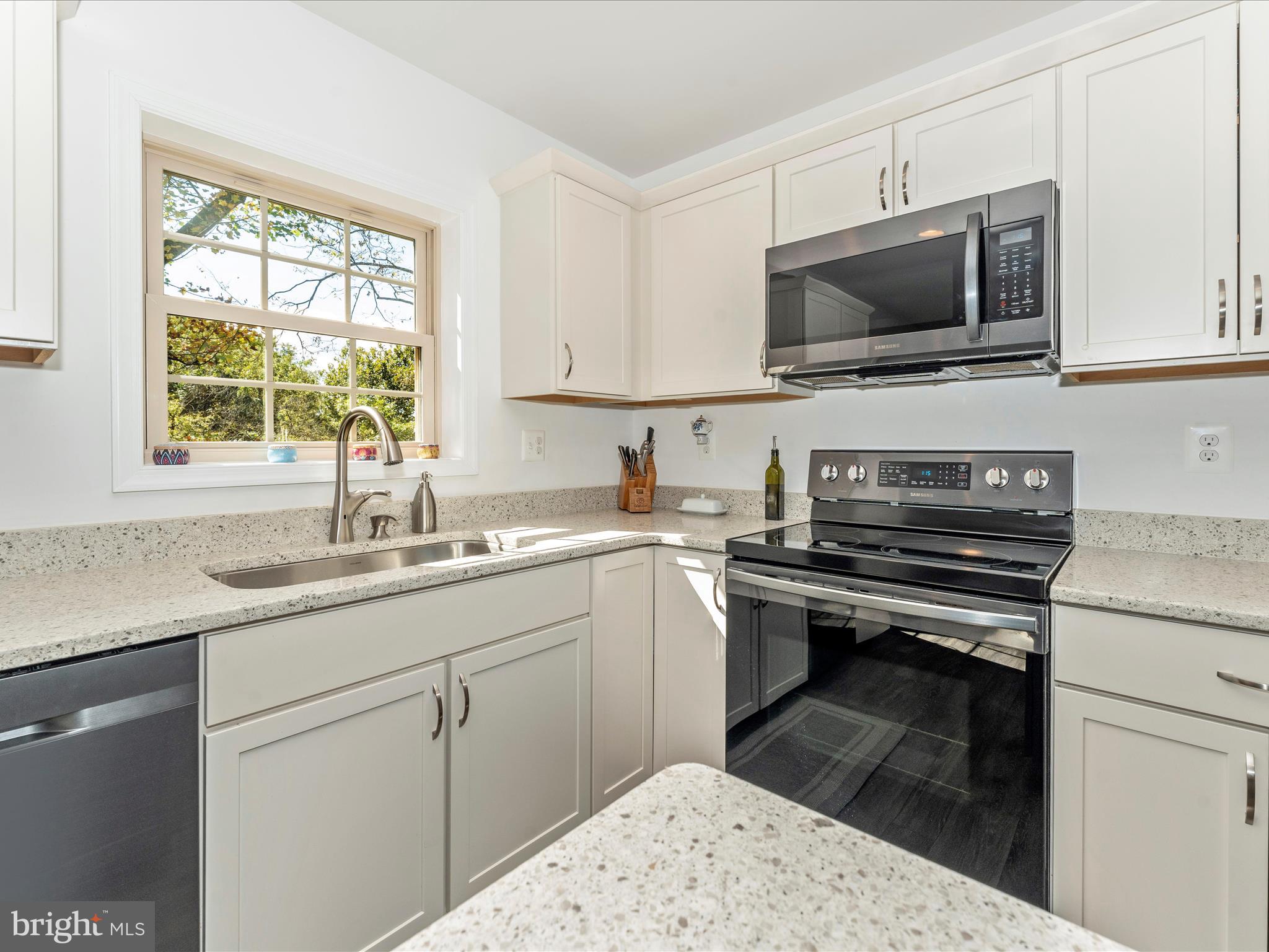 EAGLEHEAD PINEHURST - Residential