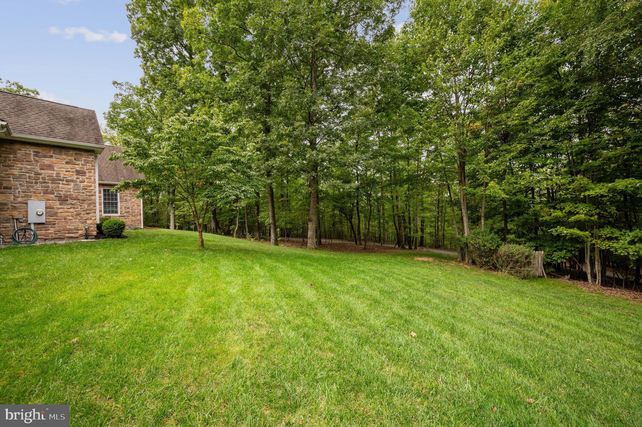 ROUND TOP ESTATES - Residential