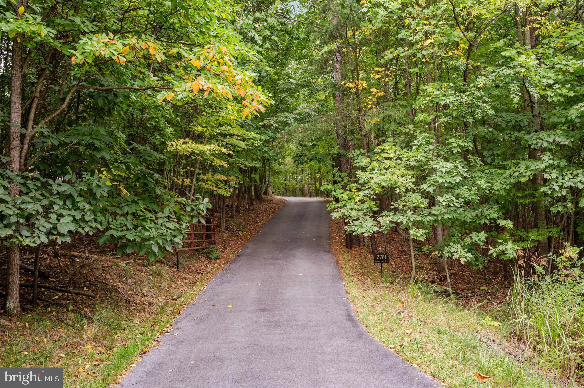 ROUND TOP ESTATES - Residential