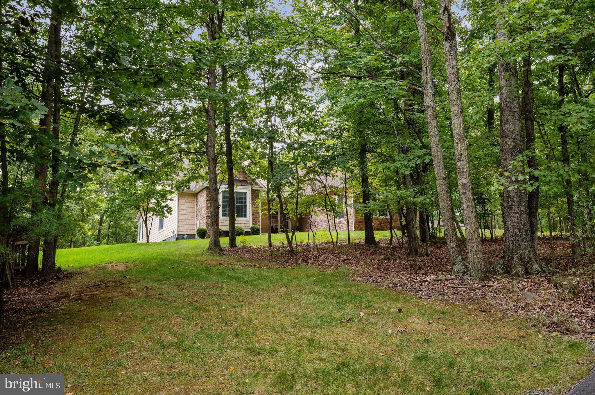 ROUND TOP ESTATES - Residential