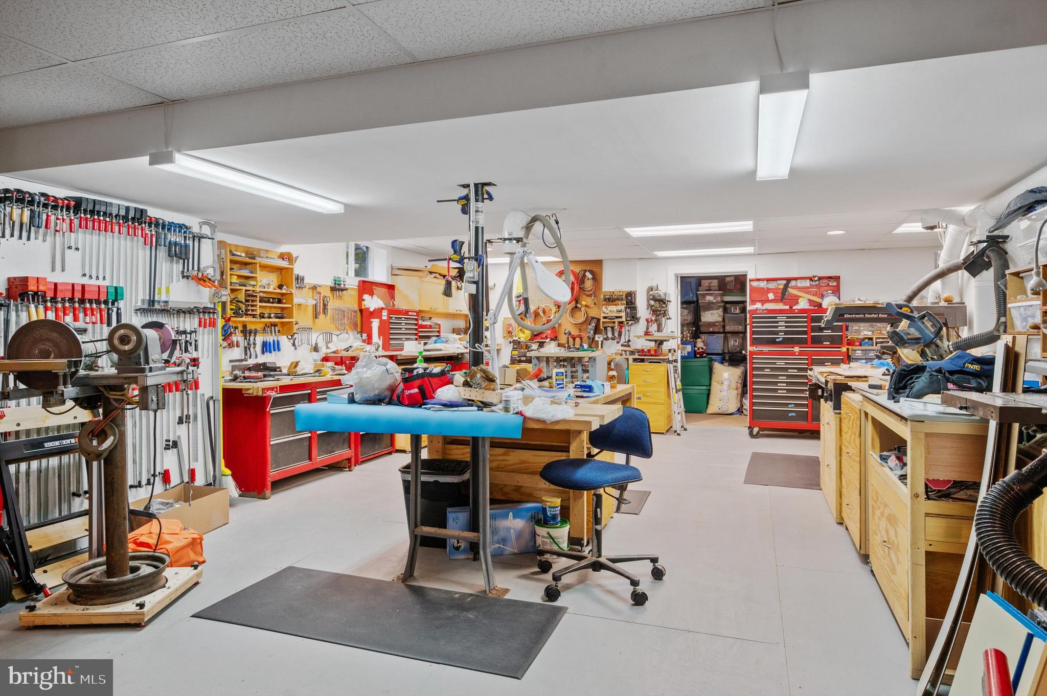 ROUND TOP ESTATES - Residential