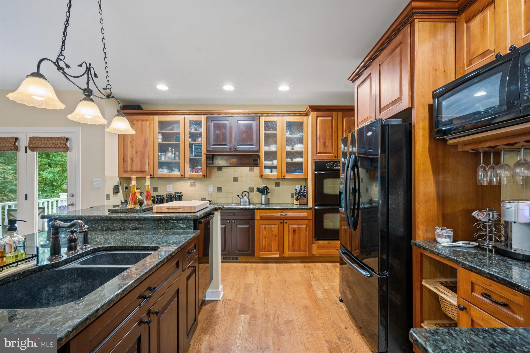 ROUND TOP ESTATES - Residential