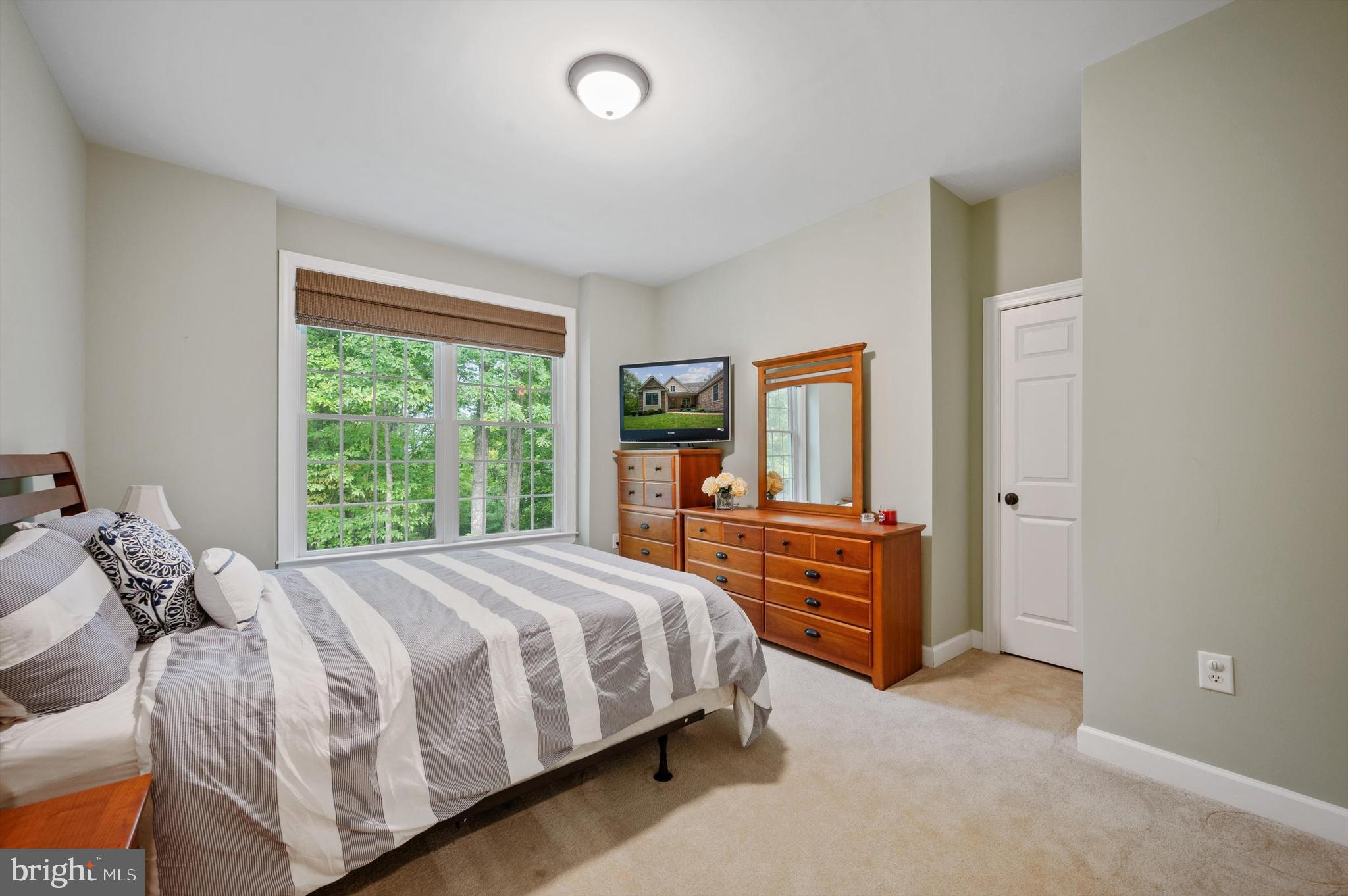 ROUND TOP ESTATES - Residential