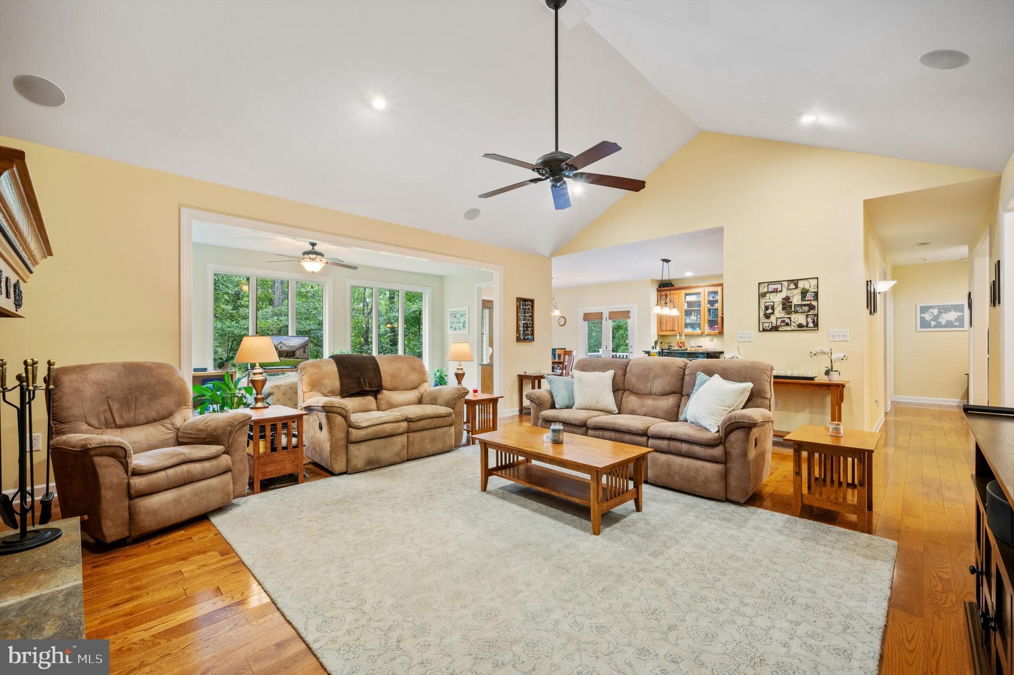 ROUND TOP ESTATES - Residential