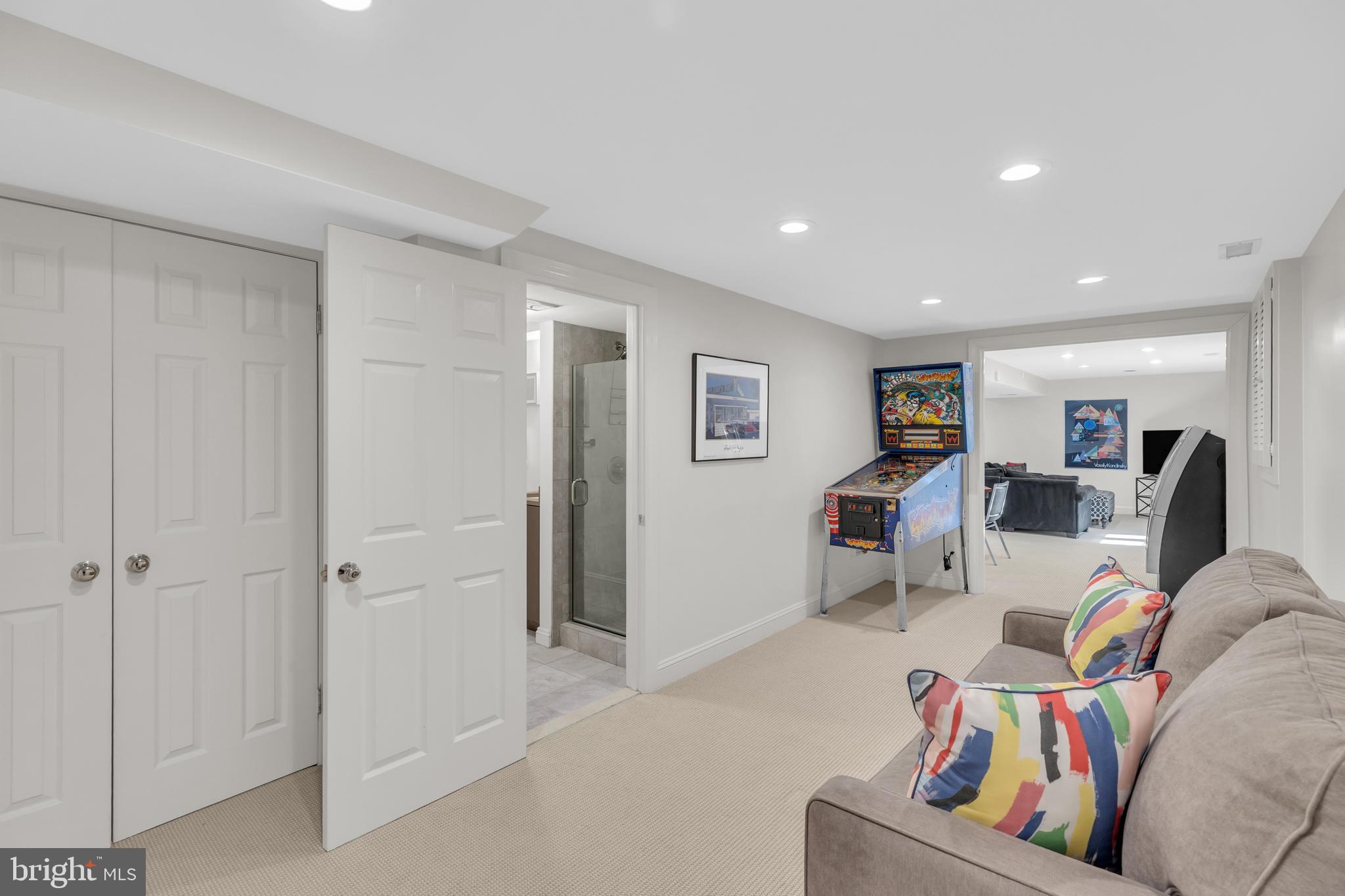 SOUTH RUN - Residential