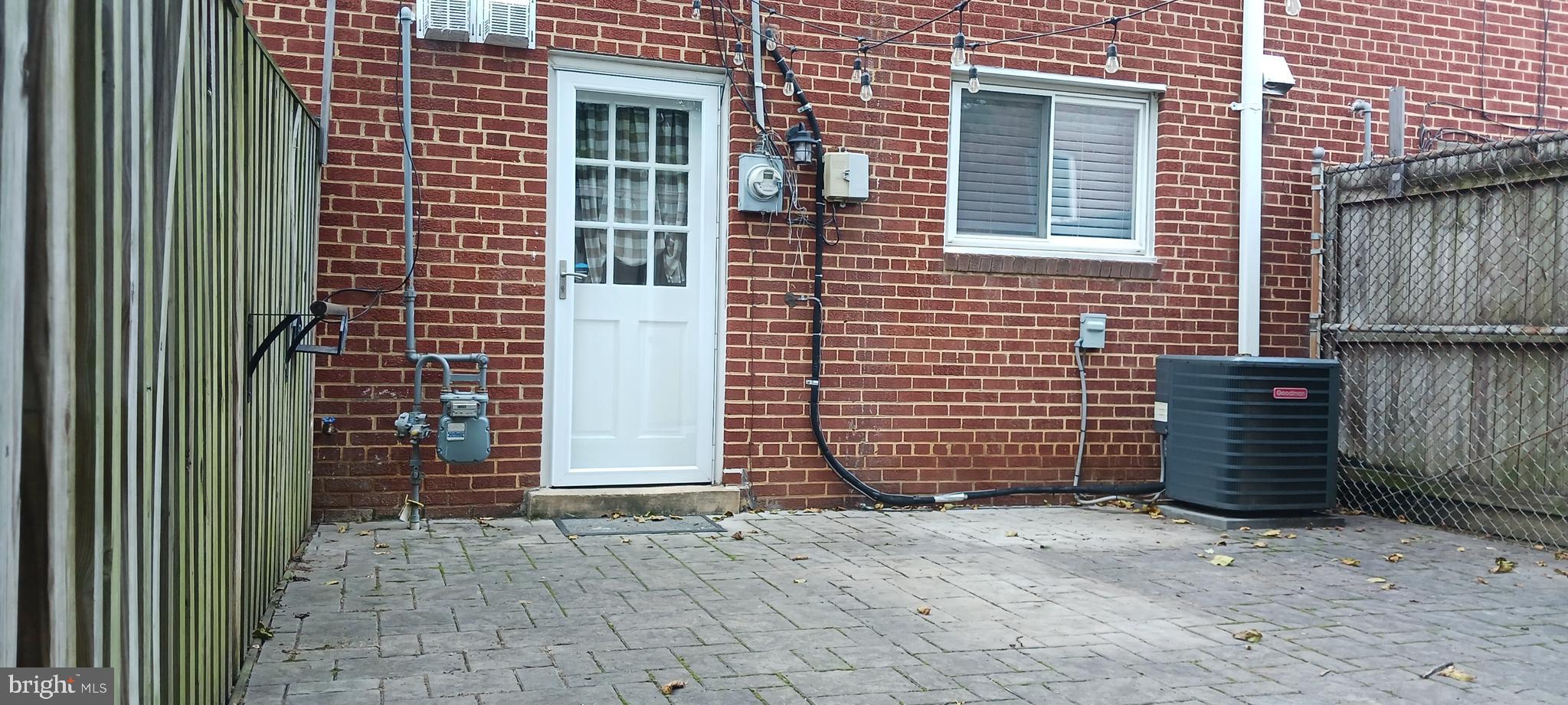 KENWOOD TOWERS - Residential Lease