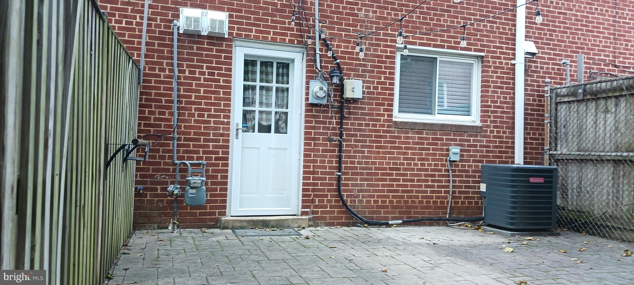 KENWOOD TOWERS - Residential Lease