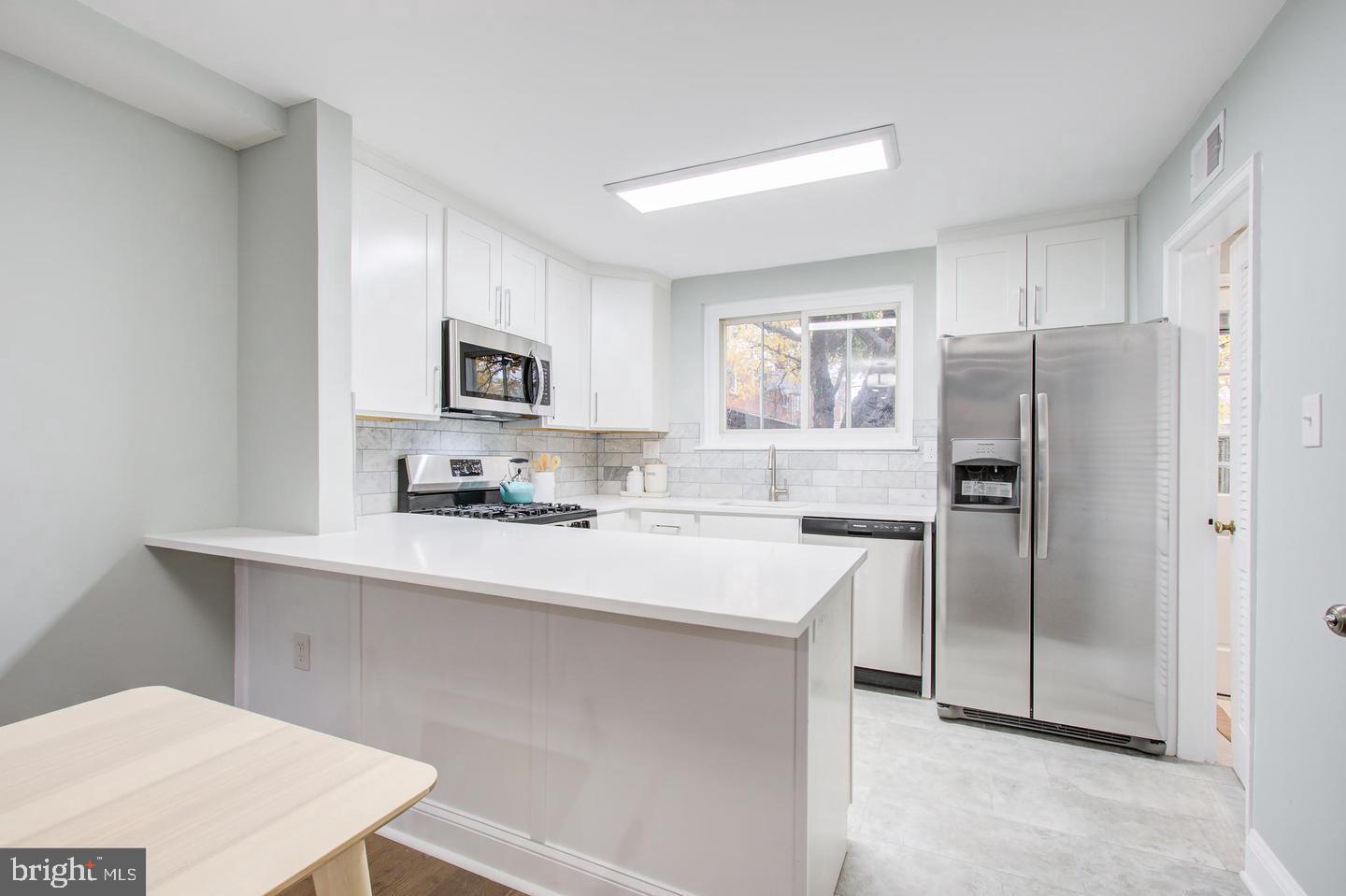 KENWOOD TOWERS - Residential Lease