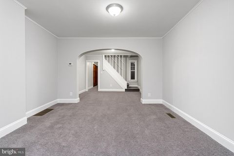 Townhouse For Sale - 112 Old Rose Street St<br/> Mercer County, TRENTON, NJ 08618