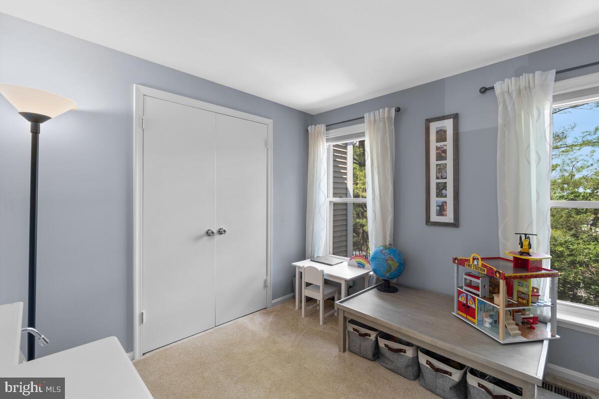 WHISPERWOOD - Residential Lease