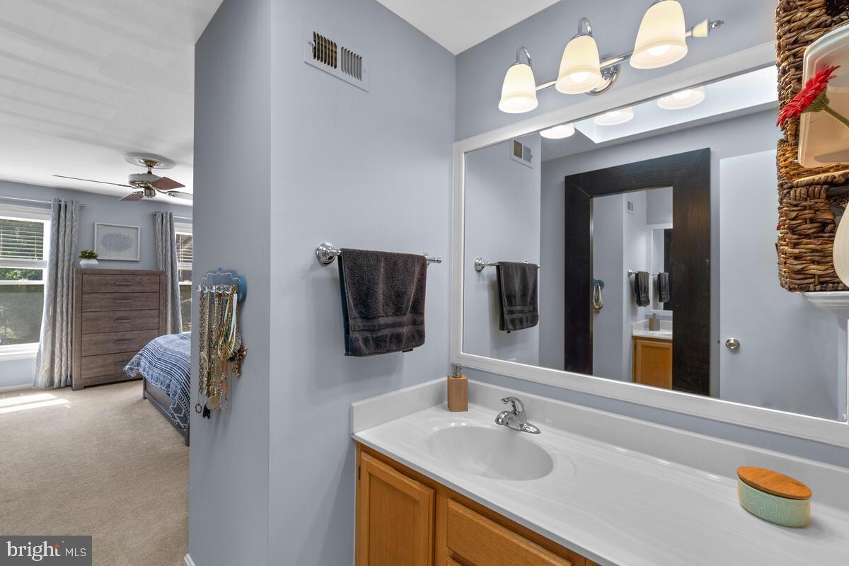 WHISPERWOOD - Residential Lease