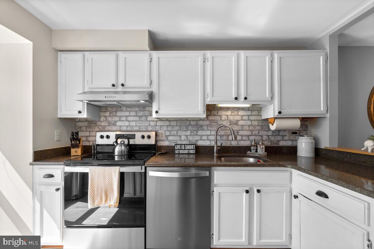 WHISPERWOOD - Residential Lease