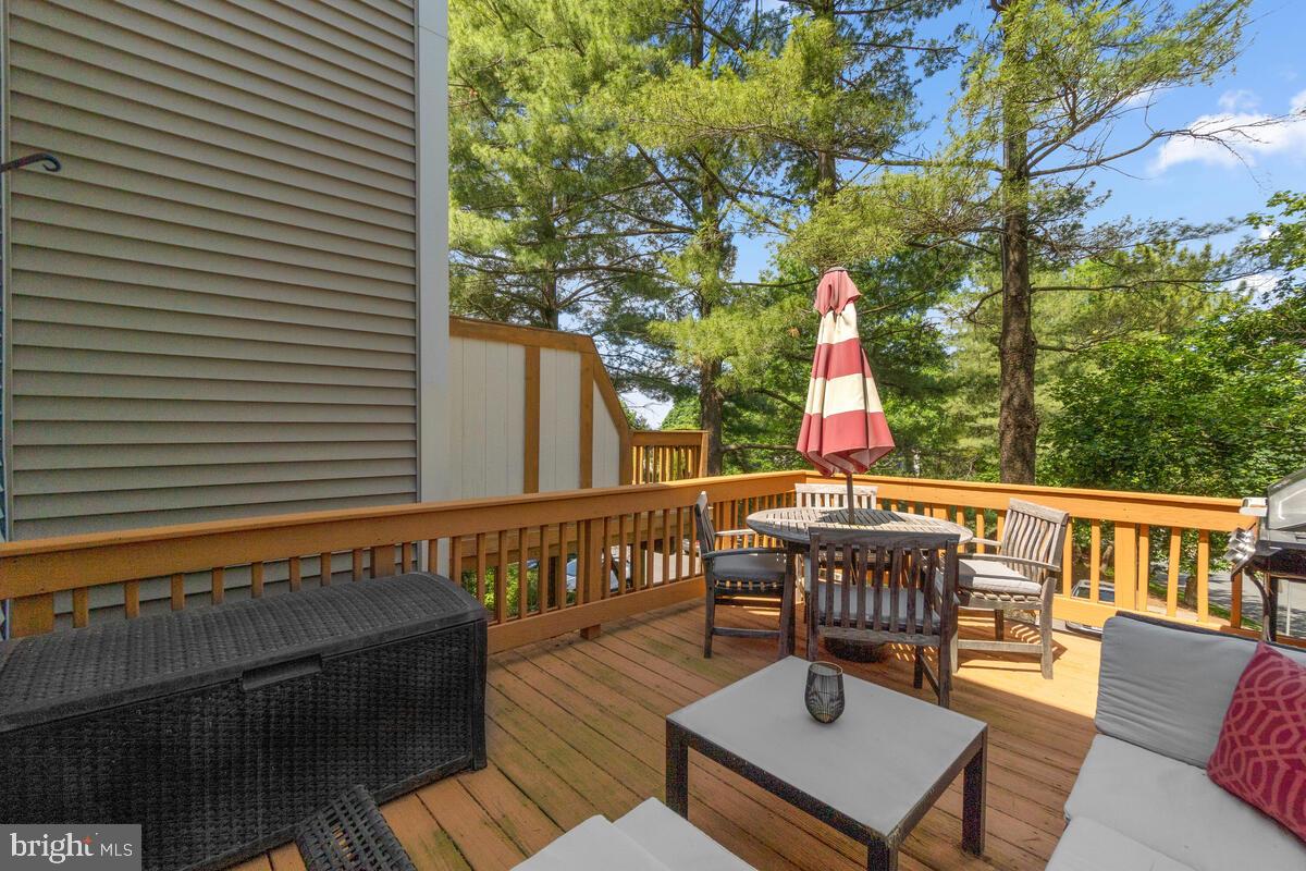 WHISPERWOOD - Residential Lease