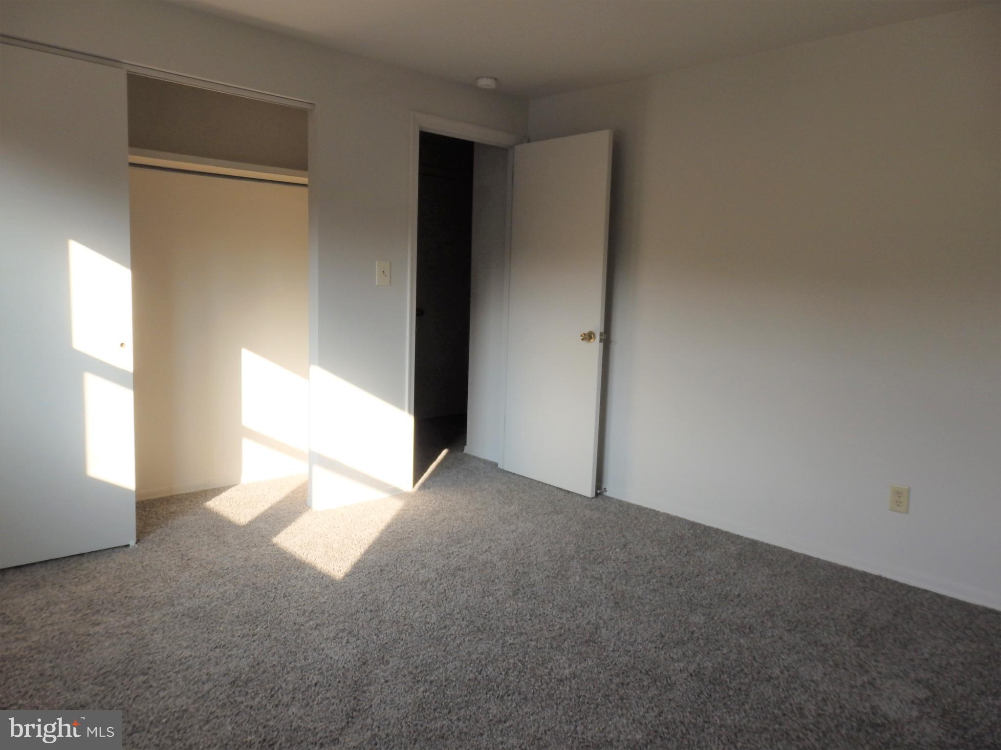 COVERED BRIDGE KNO - Residential Lease